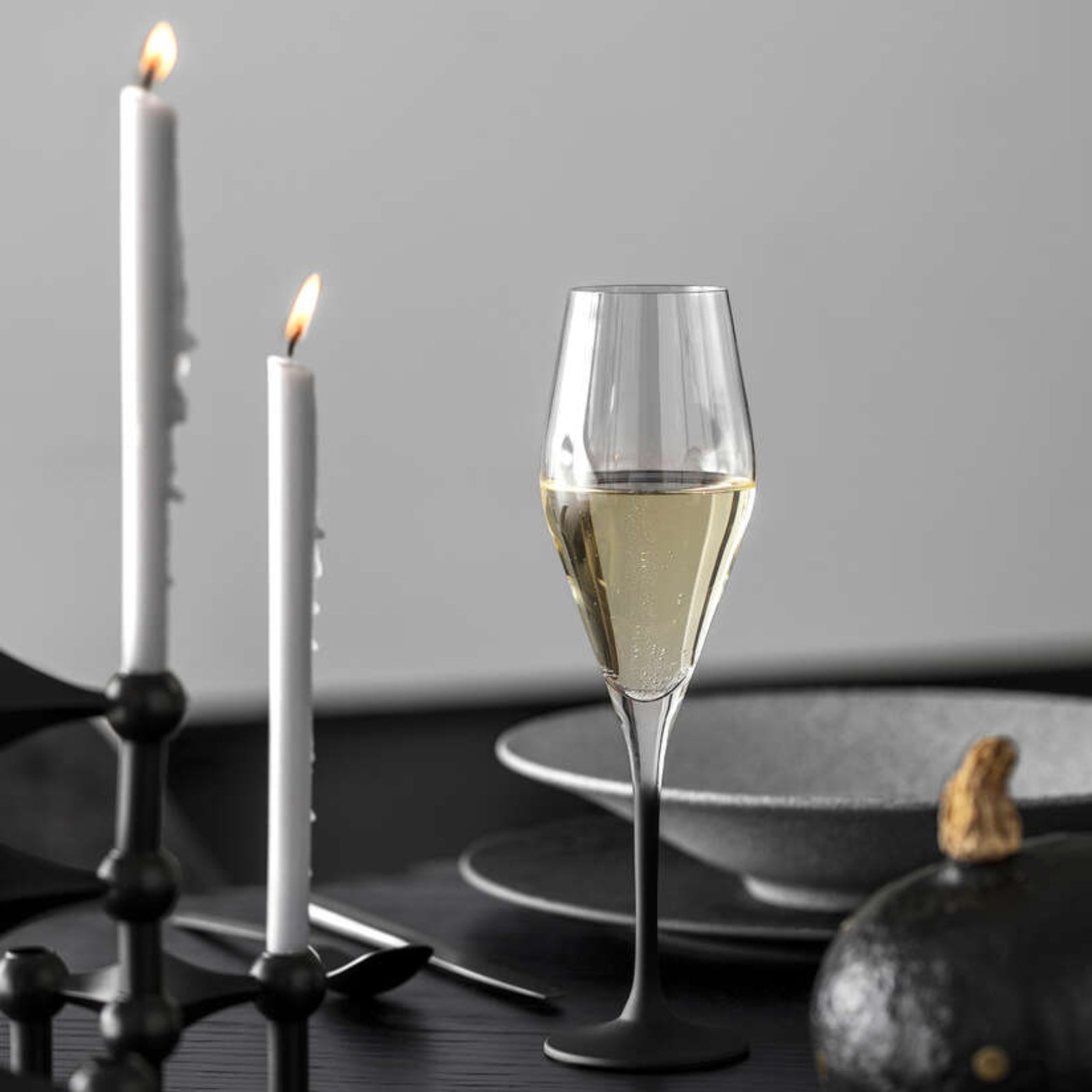 Villeroy & Boch Set Of 4 Black Champagne Flutes - Champagne Flute Black 4 Pack Sterling Home 1