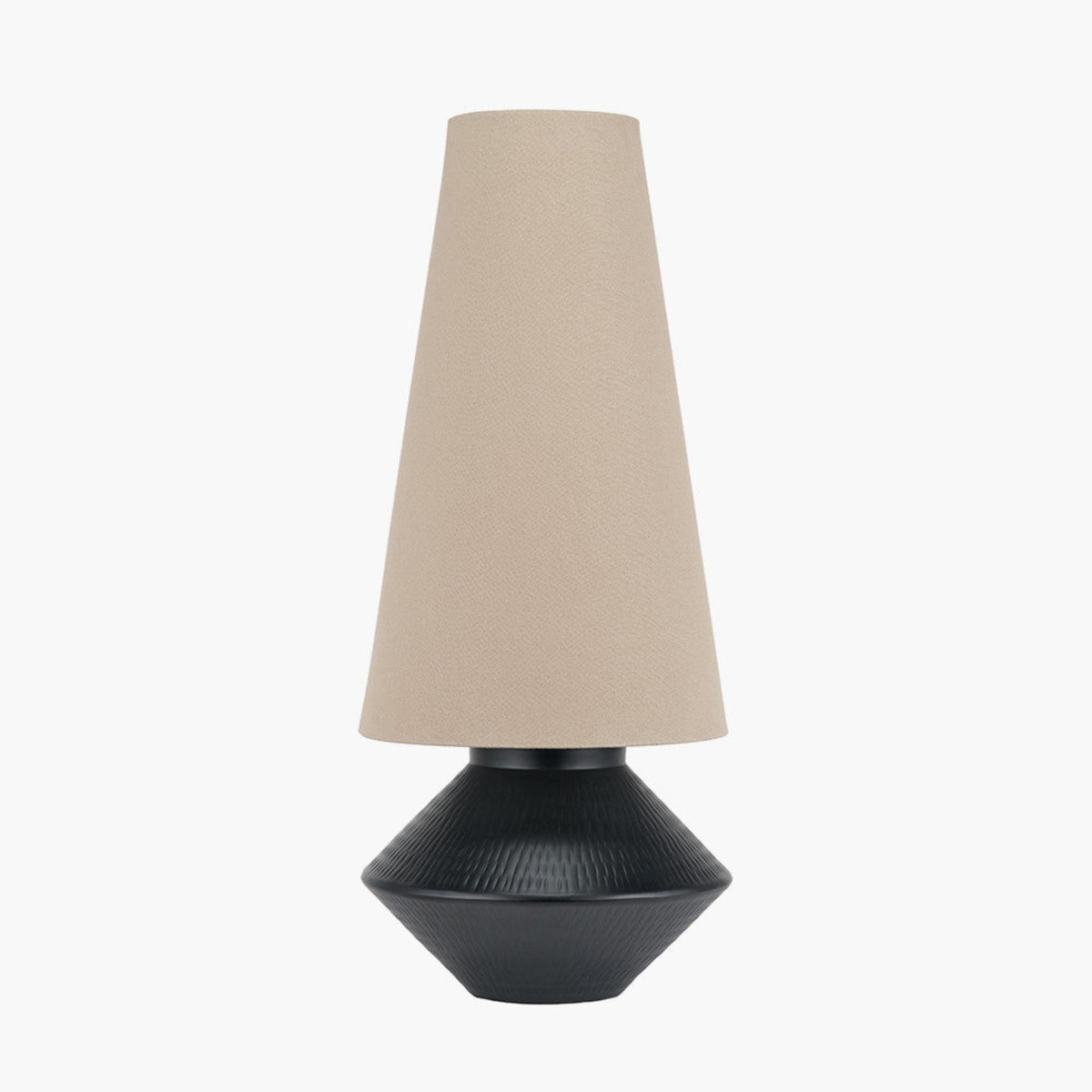 Nila Black Hammered Metal Diamond Table Lamp - Nila Black Hammered Metal Diamond Table Lamp