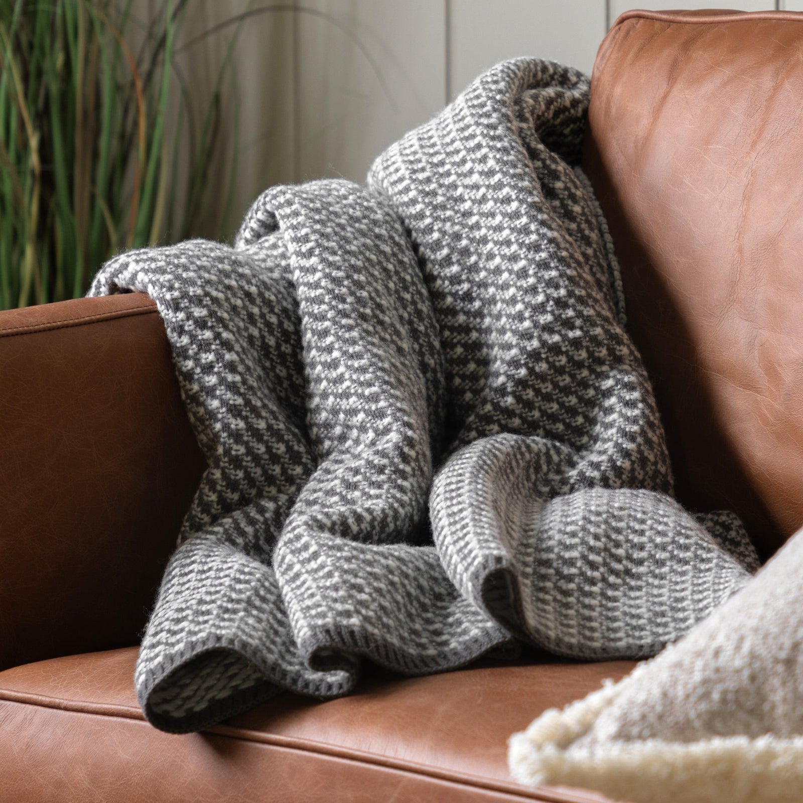 Cross Knit Grey Throw - Cross Knit Throw Grey 130x170CM Sterling Home 1