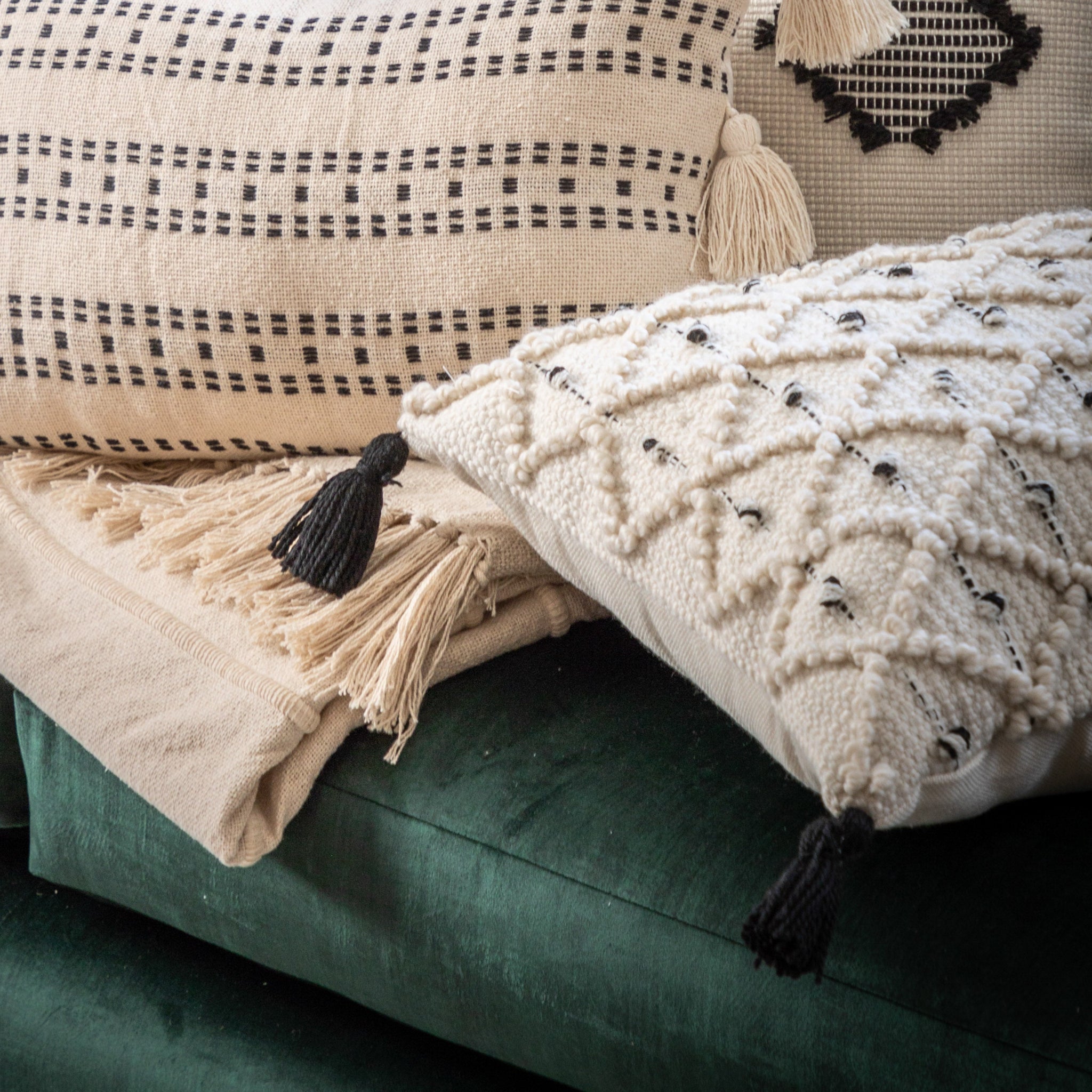 Tilyar Cream And Black Cushion - Tilyar Natural and Black Cushion 45CM Sterling Home 2