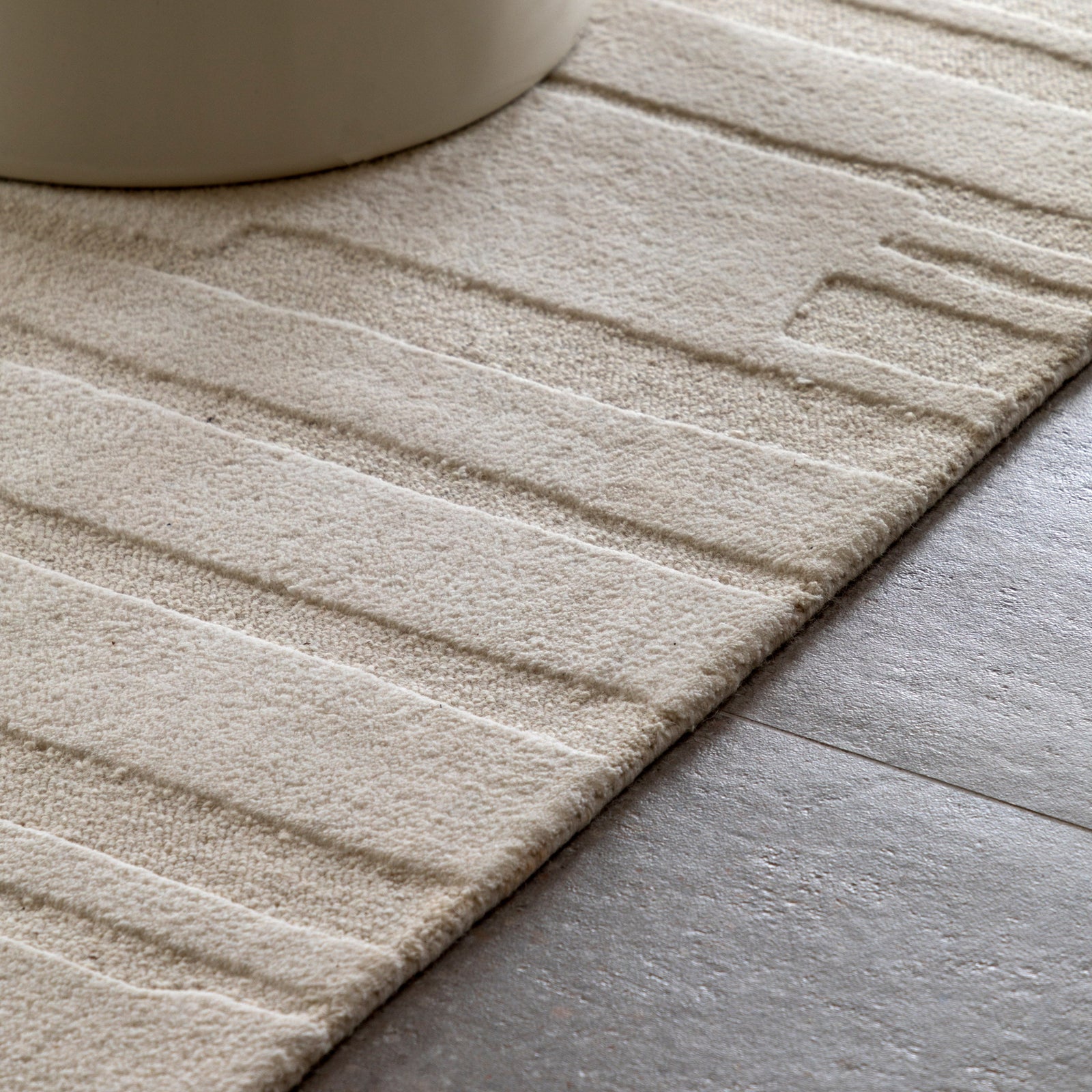 Albany Tufted Tonal Rug Sterling Home 3