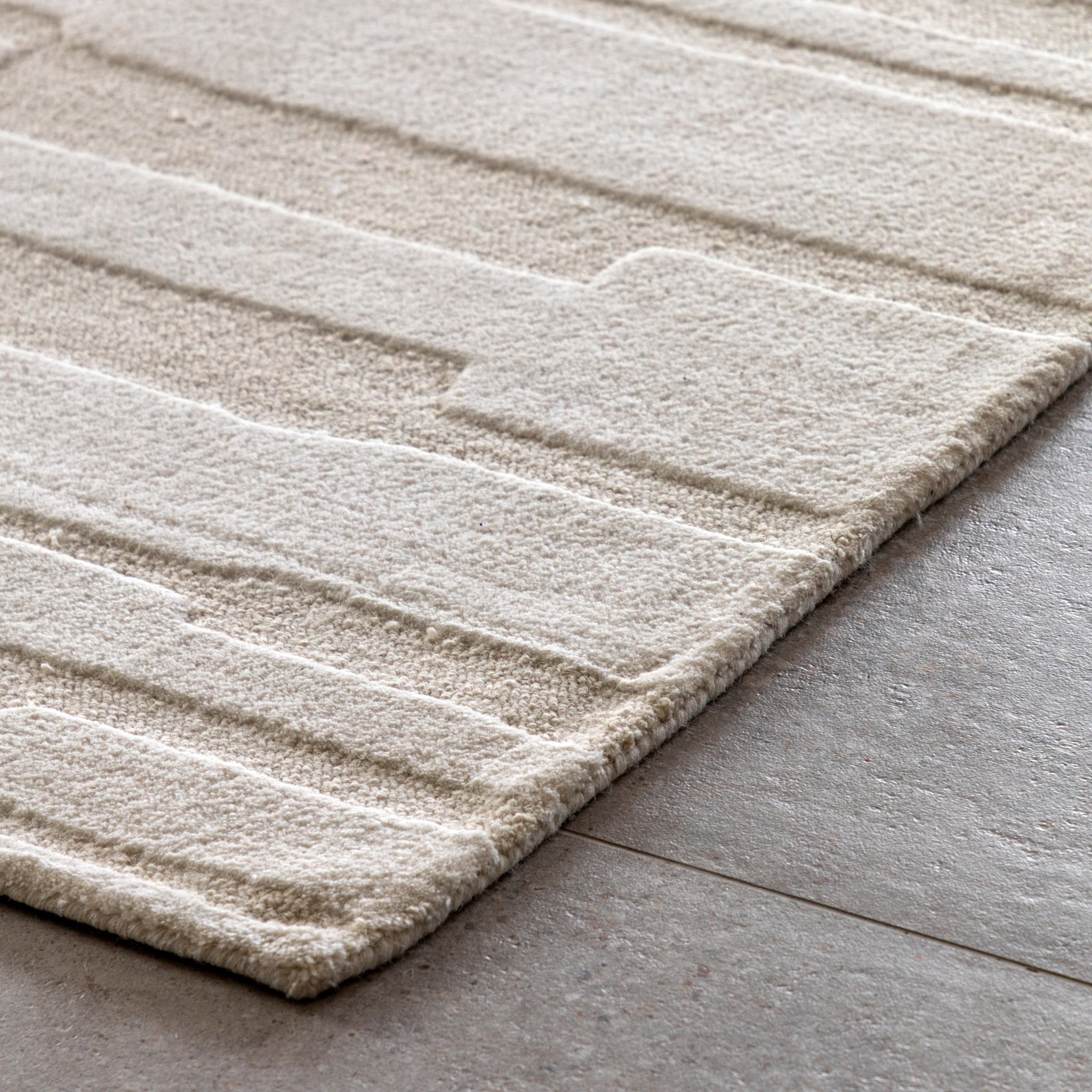 Albany Tufted Tonal Rug Cream - DHD Albany Tufted Tonal Rug Taupe Sterling Home 2