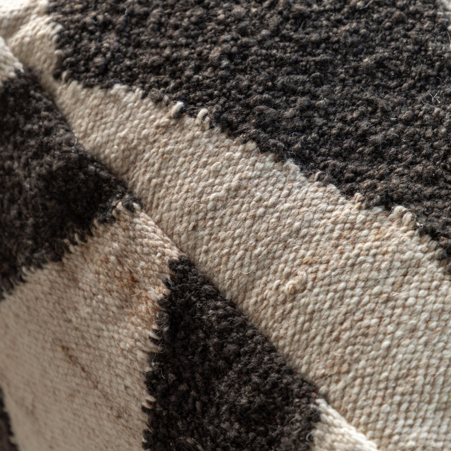 Visby Mono Pouffe - Visby Mono Pouffe 50x50x40CM Sterling Home 2