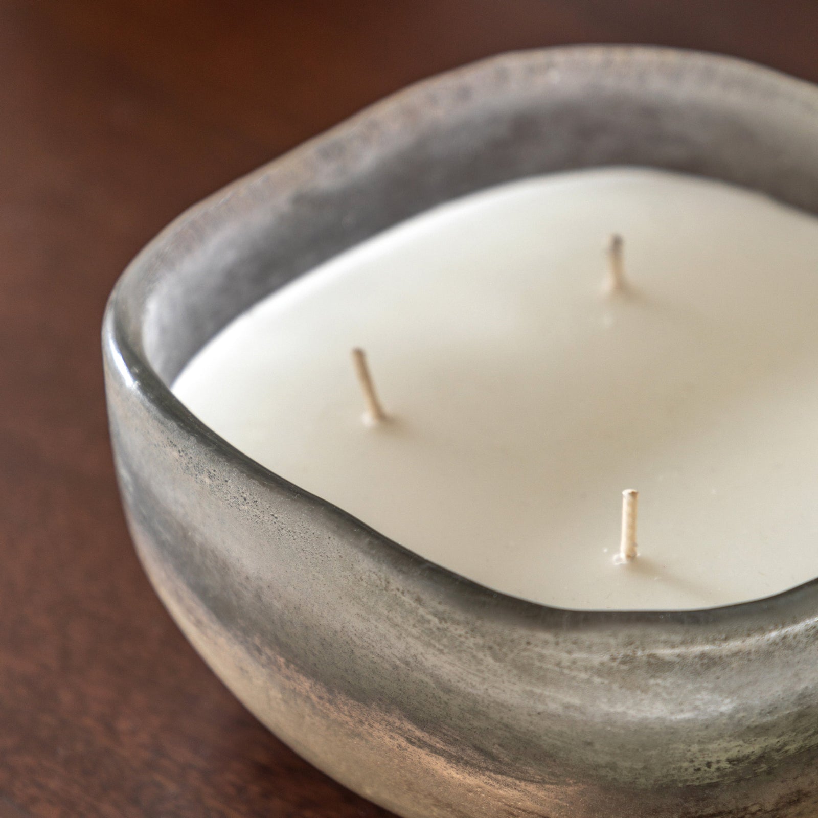 Mercury Candle Amber & Lily Large - Mercury Candle Amber & Lily Large Sterling Home 4