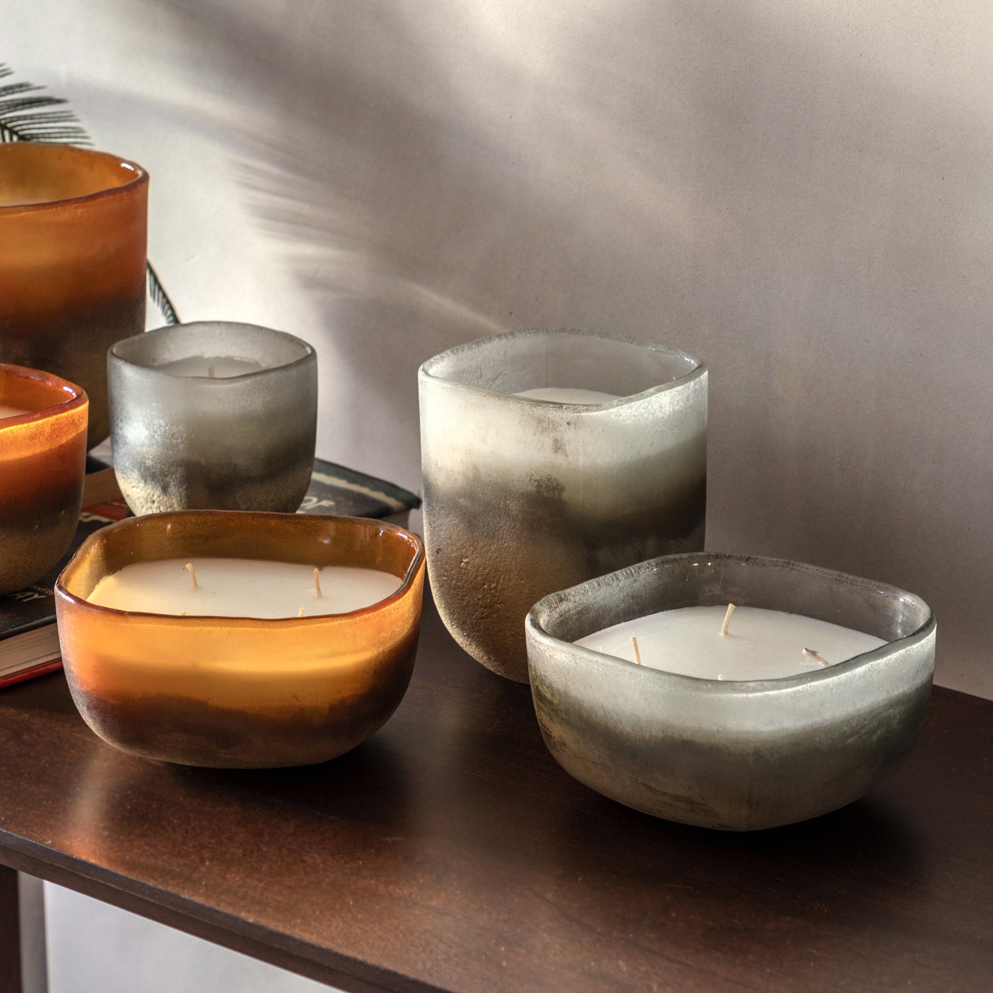 Mercury Candle Amber & Lily Large - Mercury Candle Amber & Lily Large Sterling Home 2