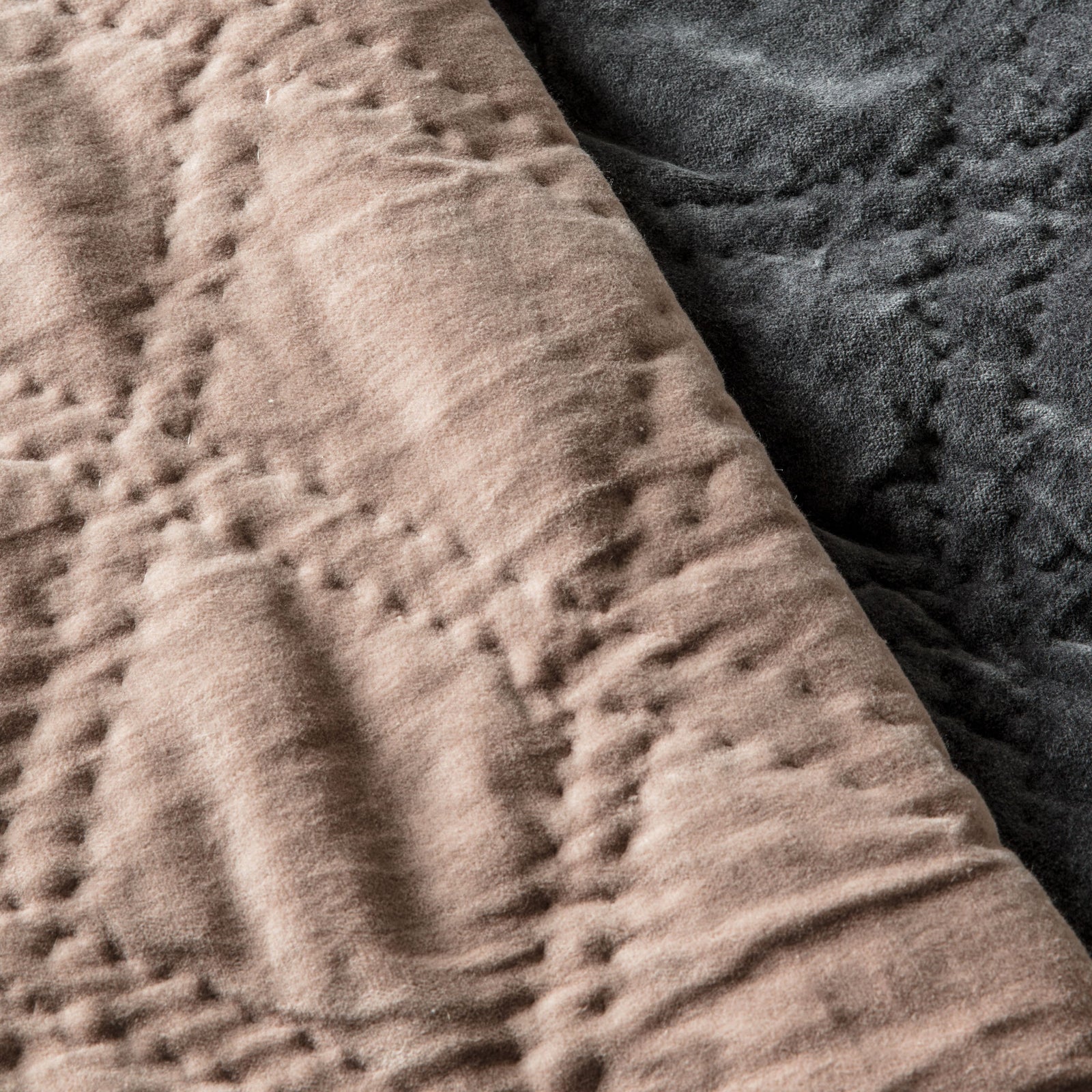 Quilted Cotton Velvet Pink Bedspread - Quilted Cotton Velvet Bedsp Blush 240x260CM Sterling Home 4