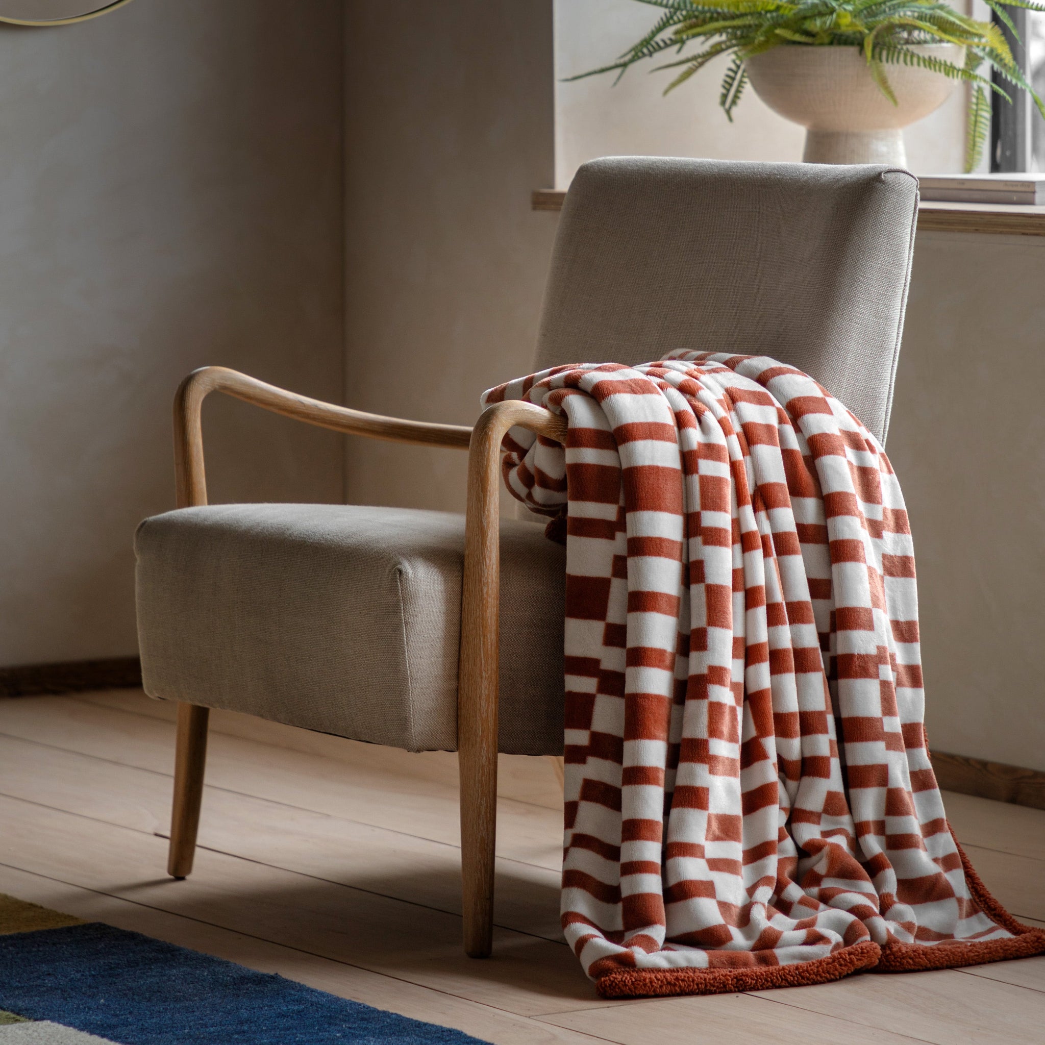 Lohko Sherpa Orange Throw - Lohko Sherpa Throw Nutmeg 152x177CM Sterling Home 4