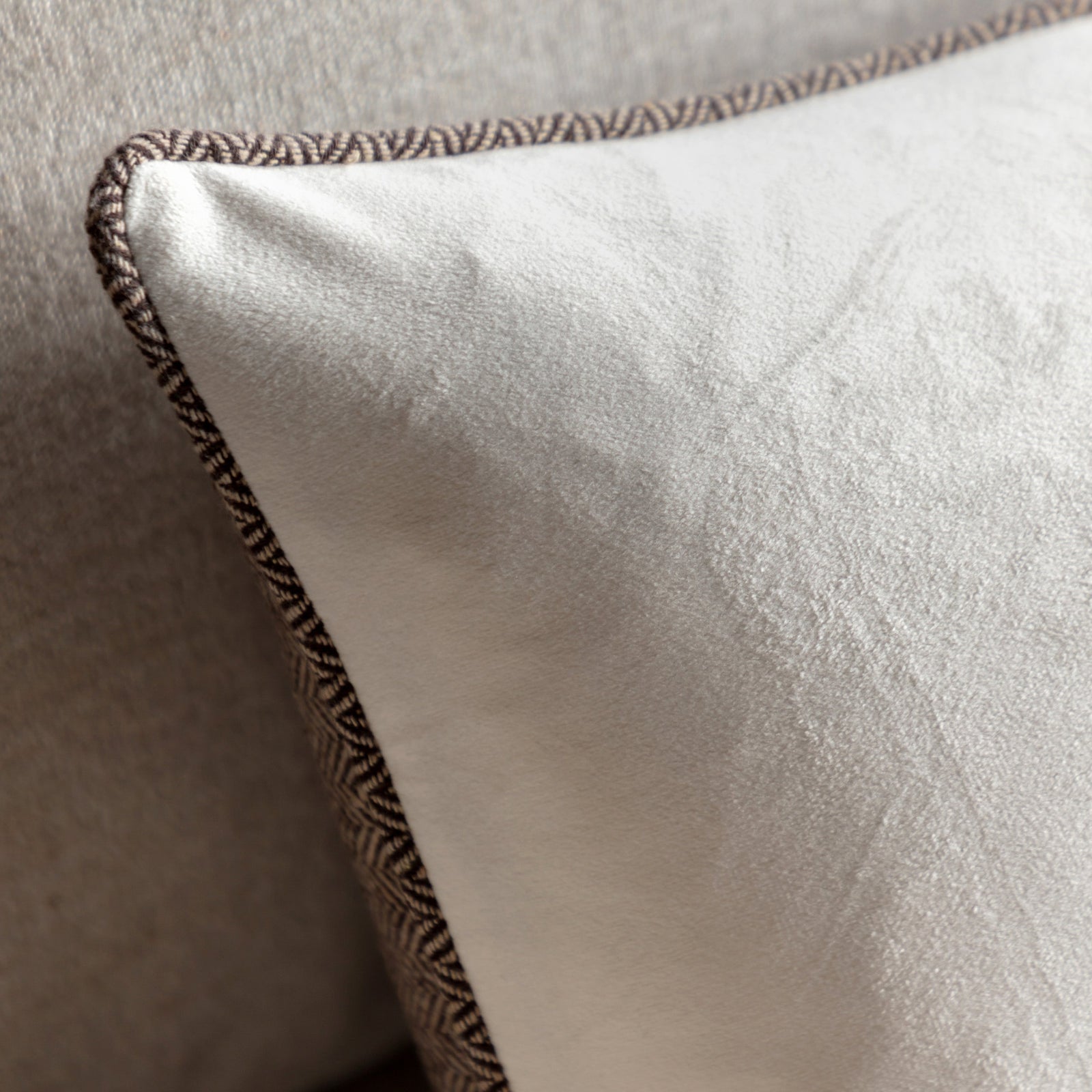 Heritage Car Cushion - GD Heritage Car Cushion Sterling Home 3