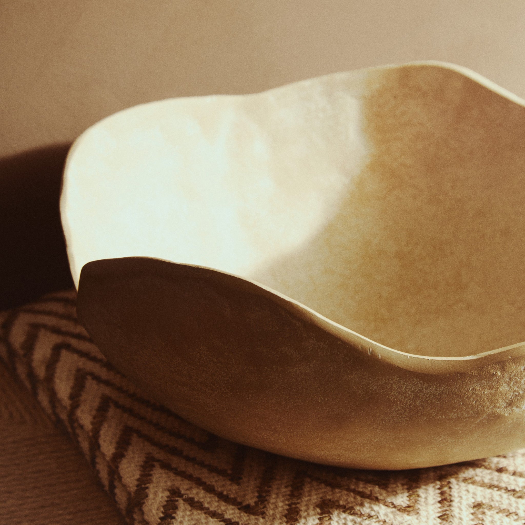 Densita Large Textured Beige Whitewash Bowl