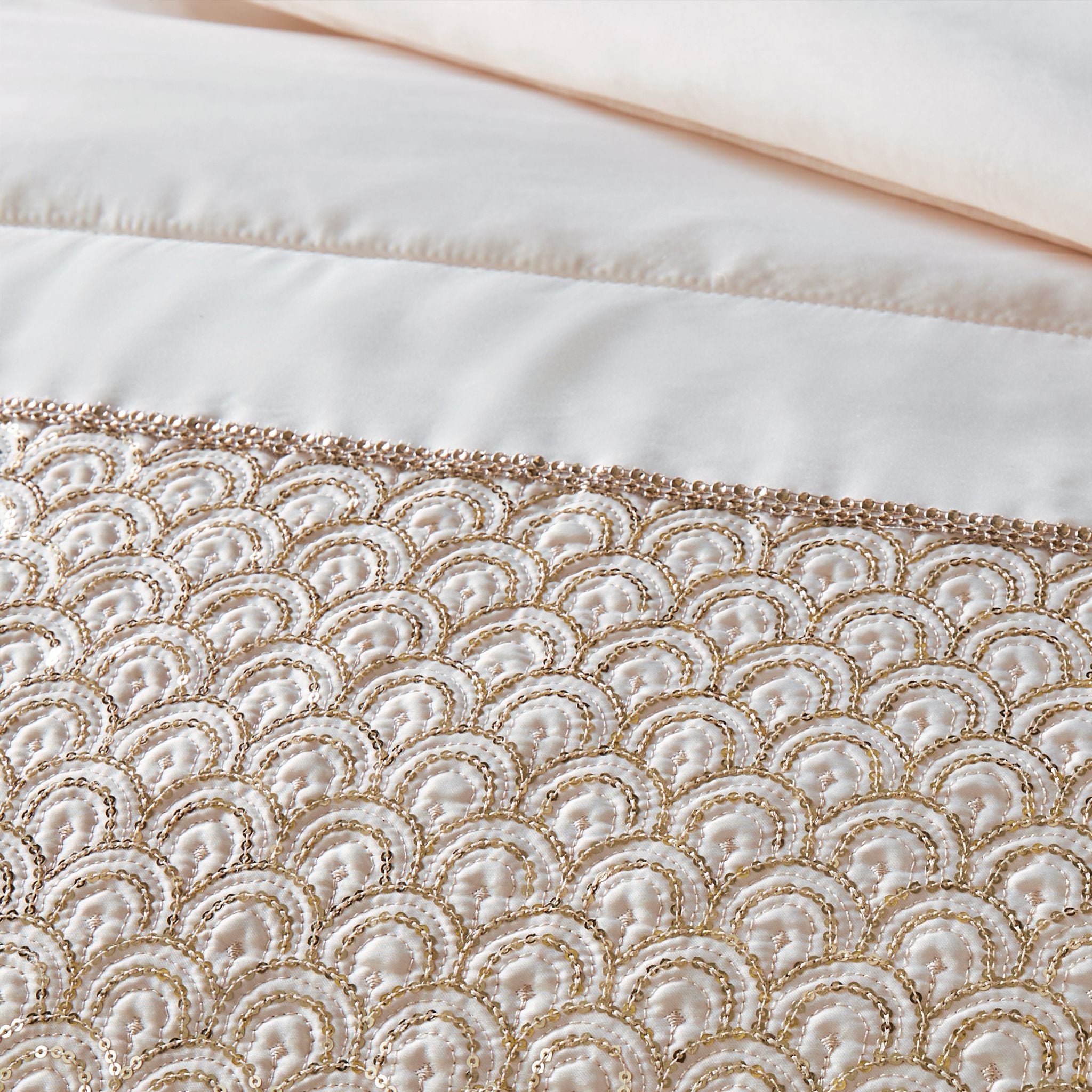 Catherine Lansfield Deco Sequin Champagne Bedspread - Deco Sequin Champagne Bedspread 240X260CM Sterling Home 3