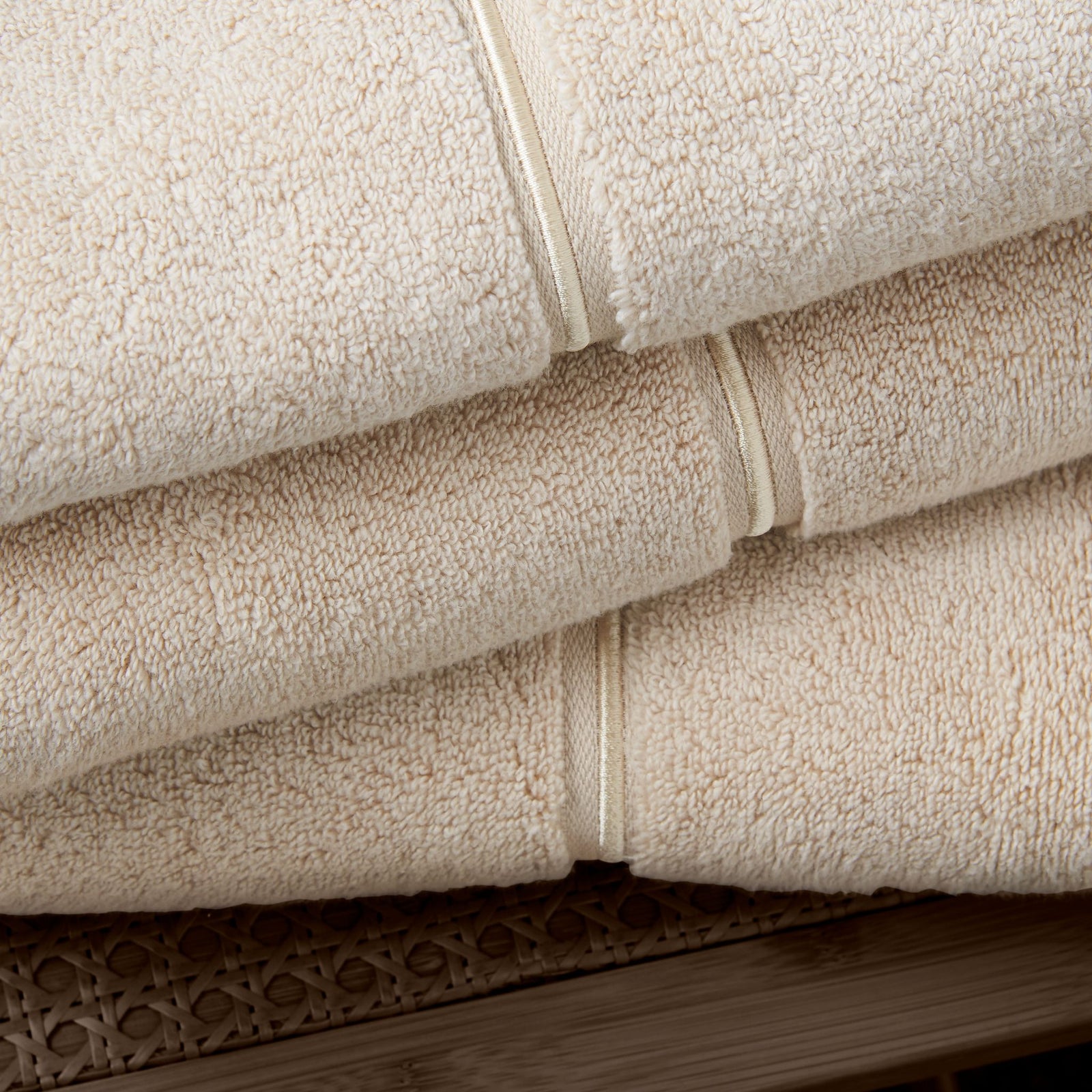 Bianca Satin Stitch Towel Natural - Satin Stitch Bath Towel Natural Sterling Home 3