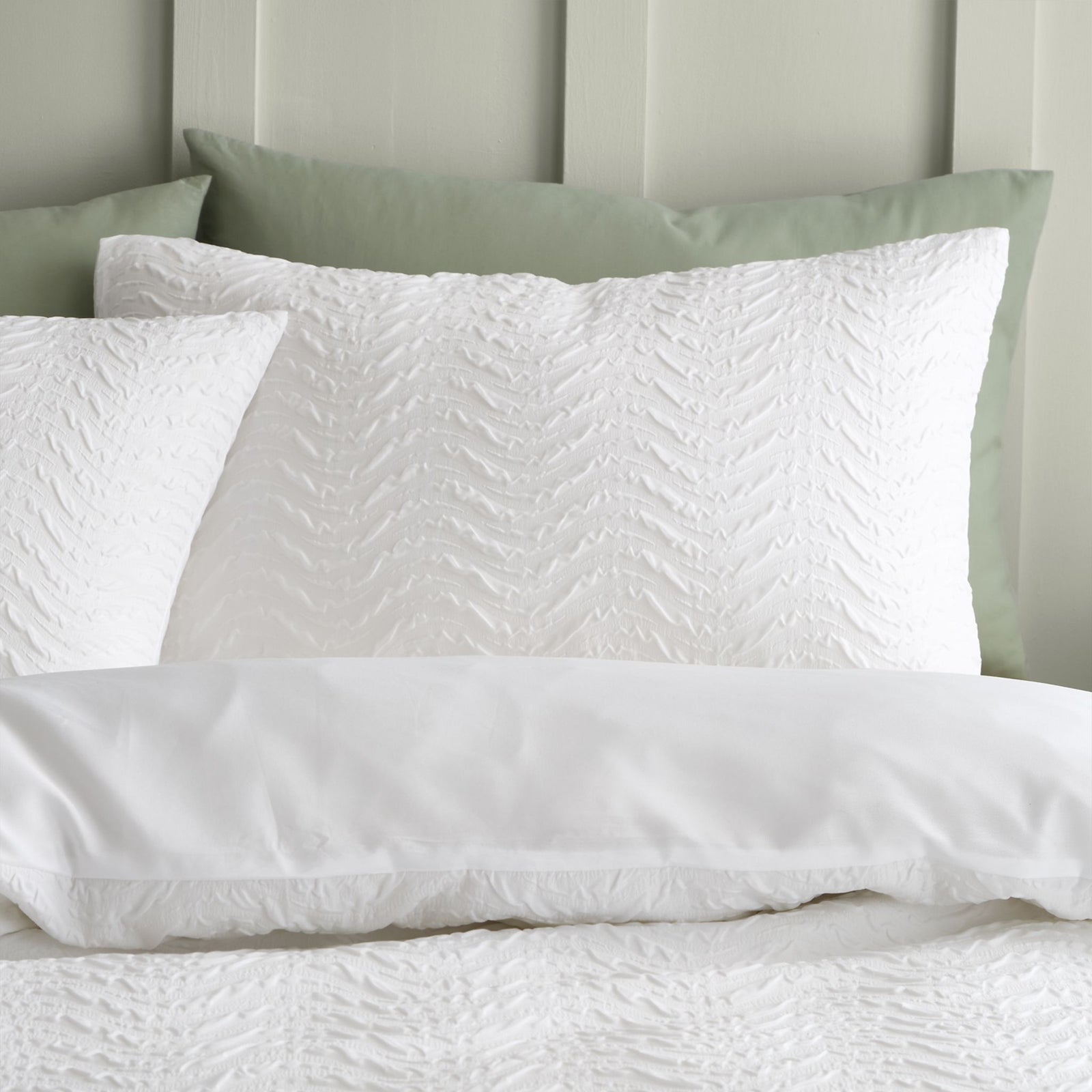 Catherine Lansfield Heatset Wave White Duvet Set - Heatset Wave White Duvet Set King Sterling Home 3