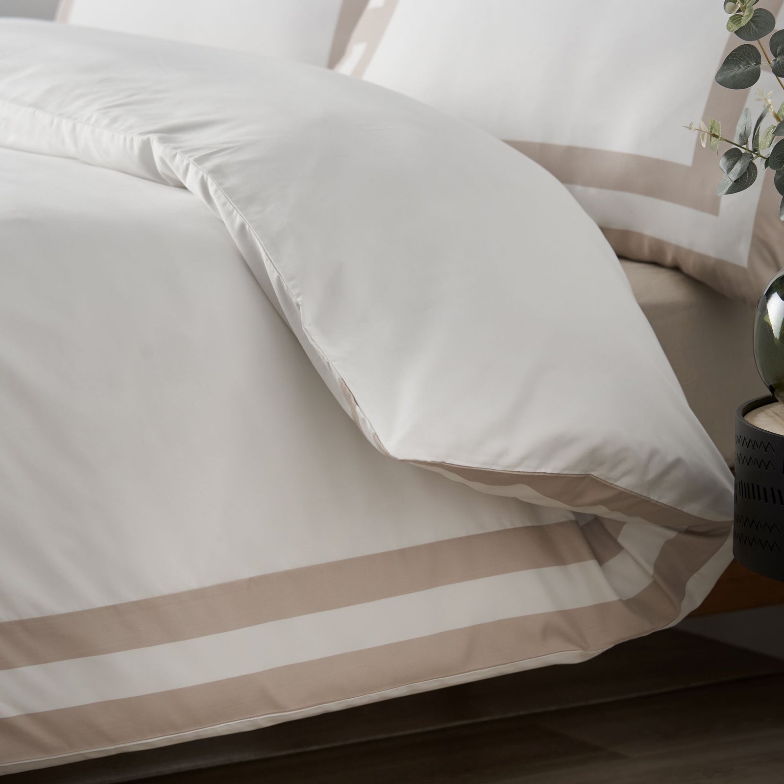 Catherine Lansfield So Soft Mono Panel Cream Duvet Set - So Soft Mono Panel Natural Duvet Set Super King Sterling Home 4