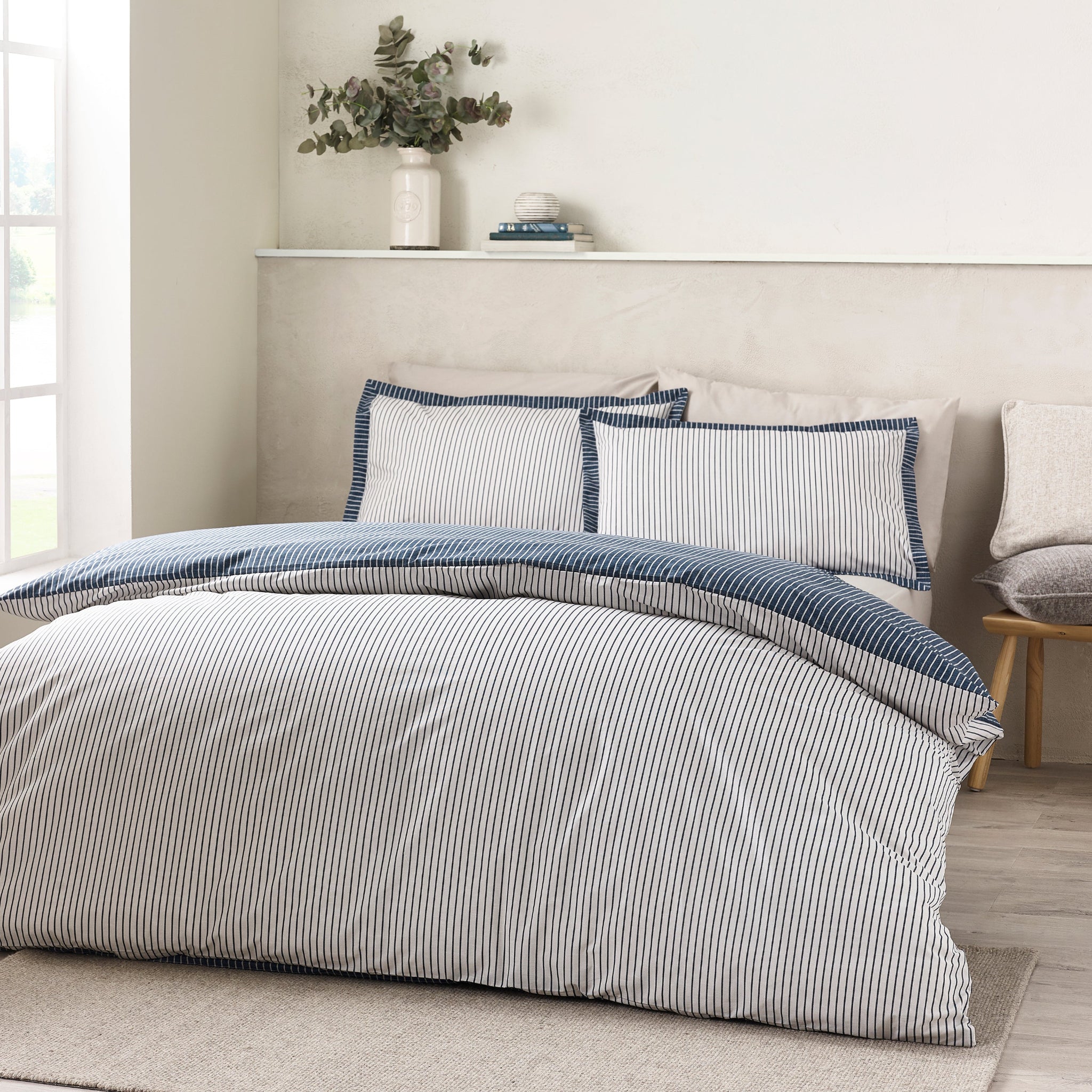 Catherine Lansfield Oxford Pinestripe Navy Duvet Set Super King - Oxford Pinestripe Navy Duvet Set Super King Sterling Home 1