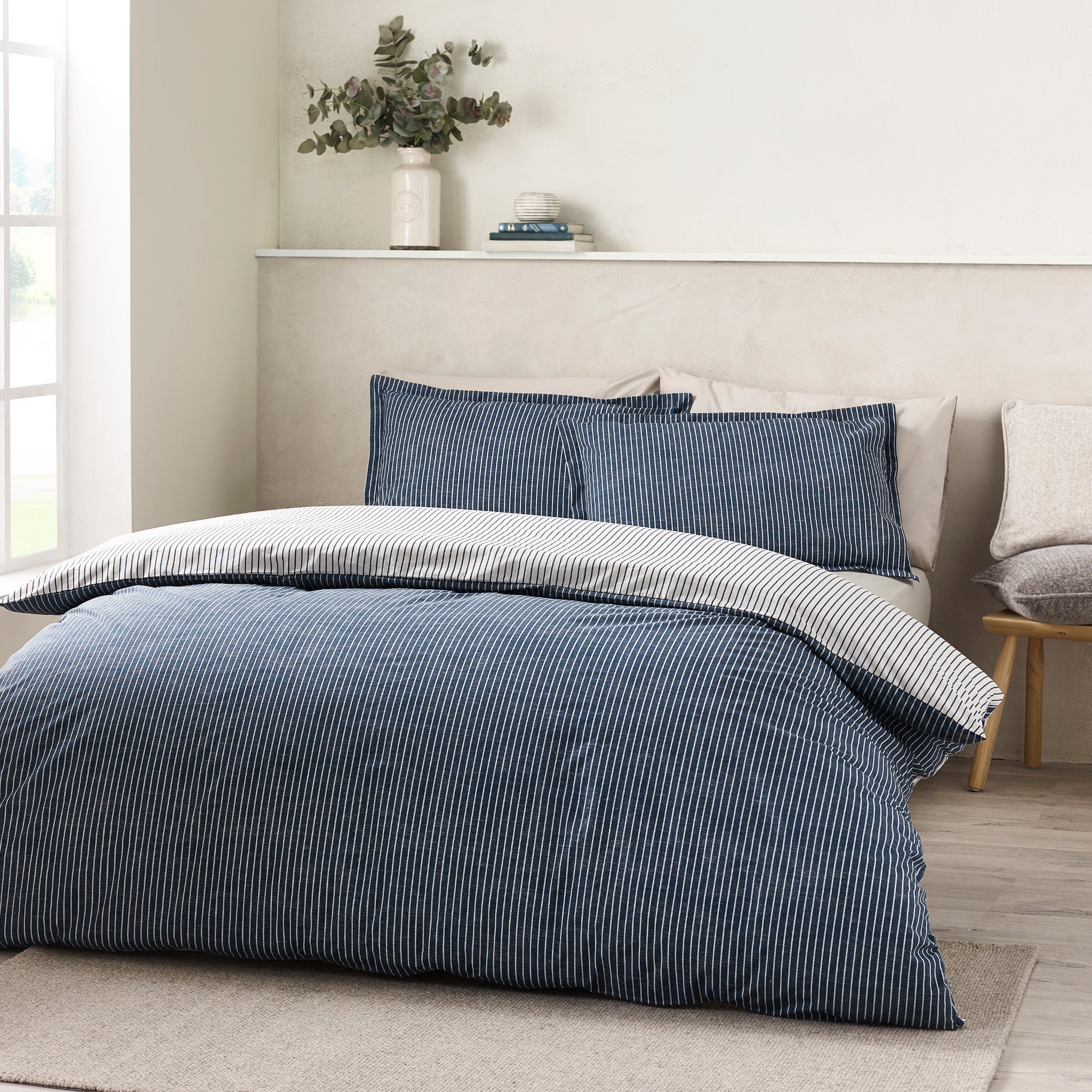 Catherine Lansfield Oxford Pinestripe Navy Duvet Set Super King - Oxford Pinestripe Navy Duvet Set Super King Sterling Home 2