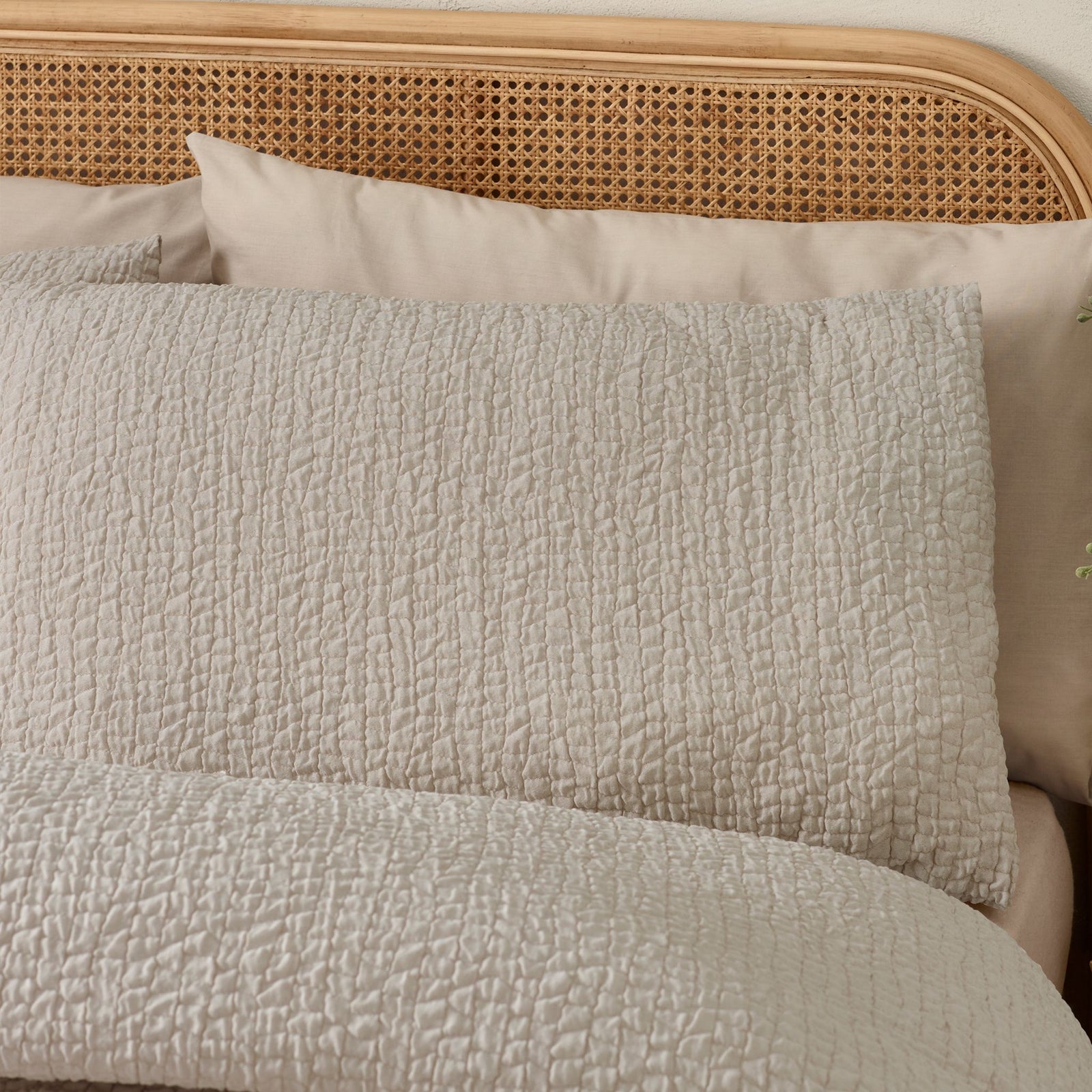 Catherine Lansfield Crinkle Seersucker Natural Duvet Set - Crinkle Seersucker Natural Duvet Set King Sterling Home 2