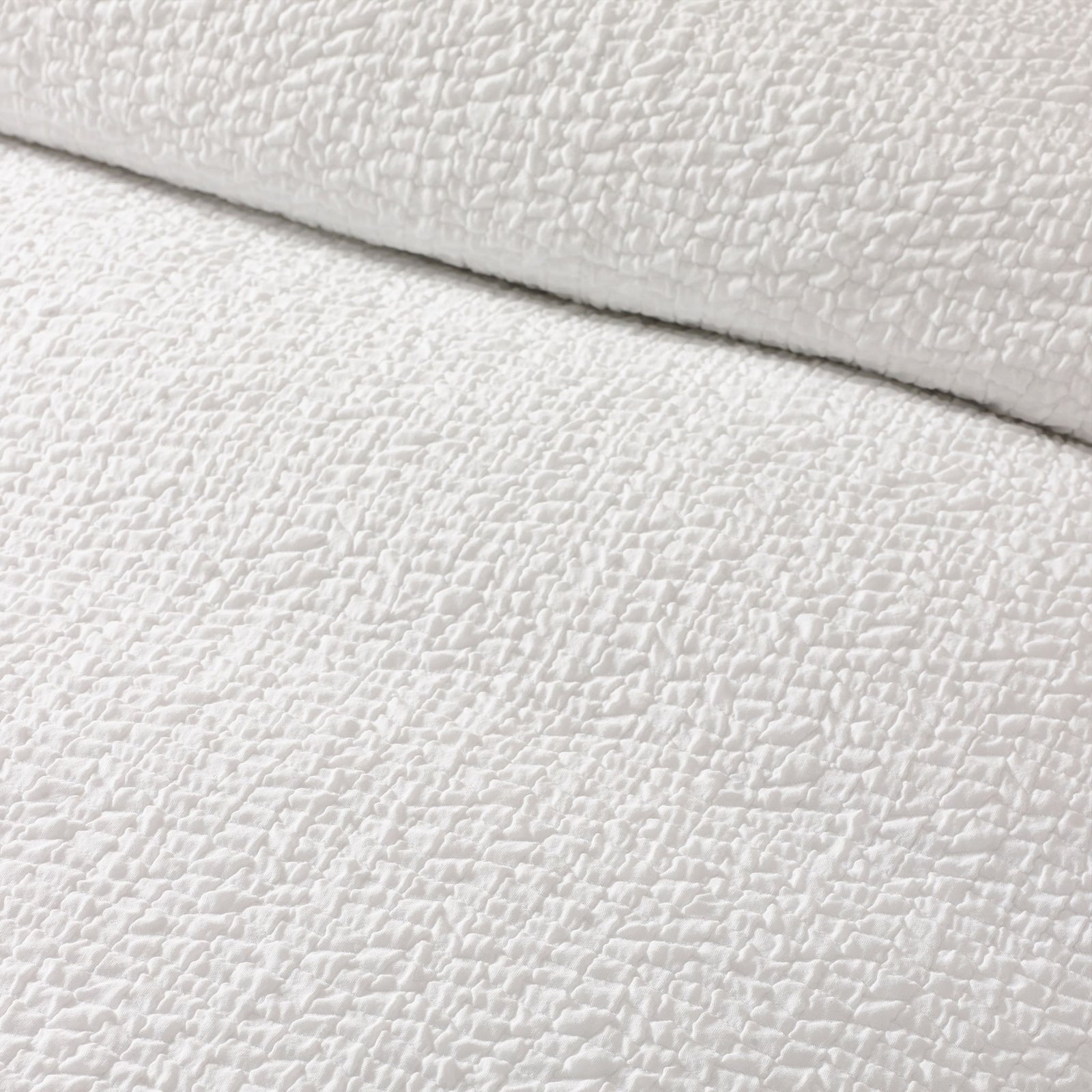 Catherine Lansfield Crinkle Seersucker White Duvet Set - Crinkle Seersucker White Duvet Set King Sterling Home 3