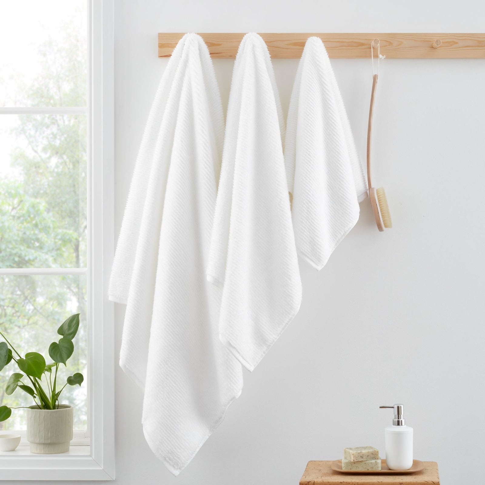 Bianca Soft Spa Towel White - Soft Spa Bath Sheet White Sterling Home 1