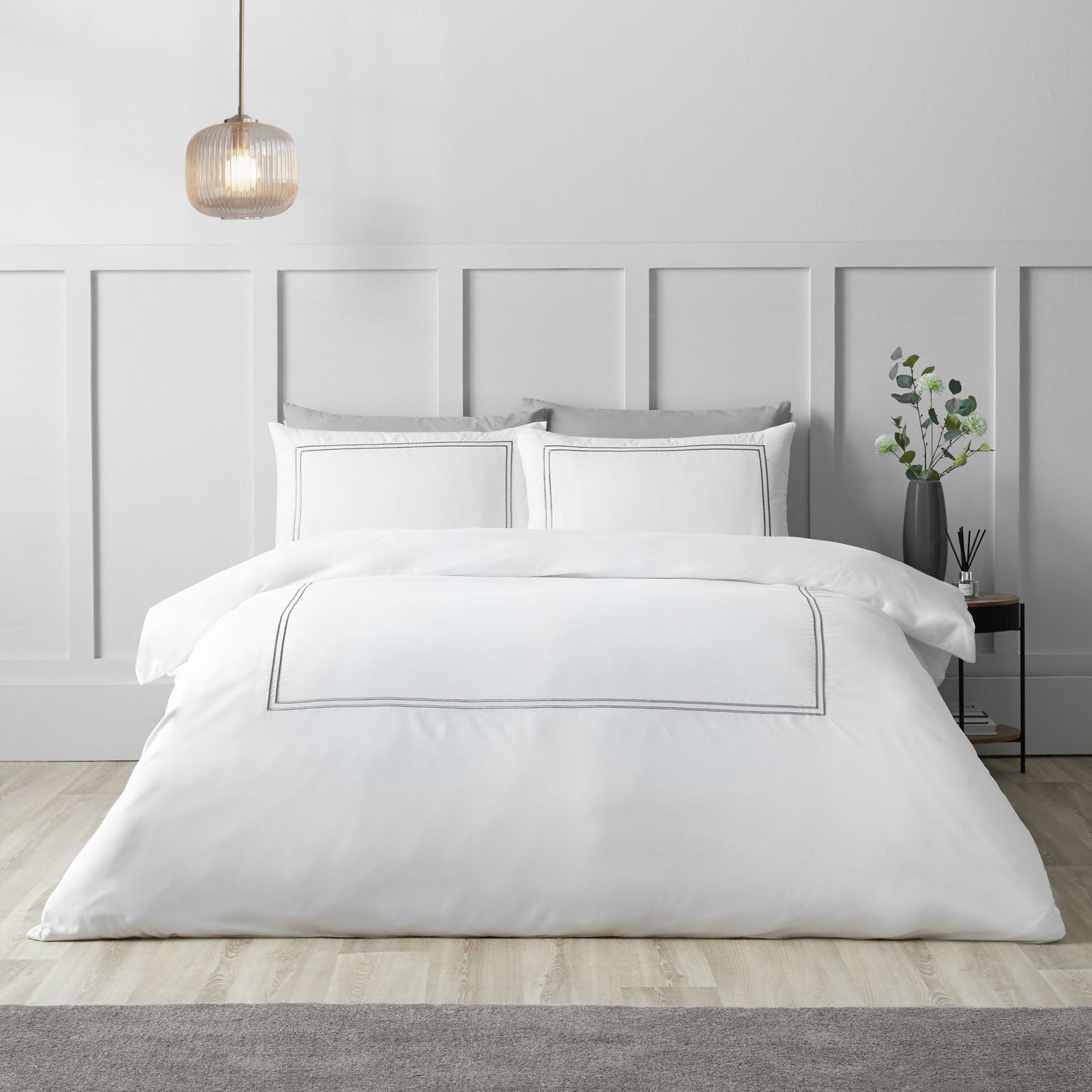 Catherine Lansfield So Soft Mono Satin Stich White Duvet Set - So Soft Mono Satin Stich White Duvet Set King Sterling Home 1
