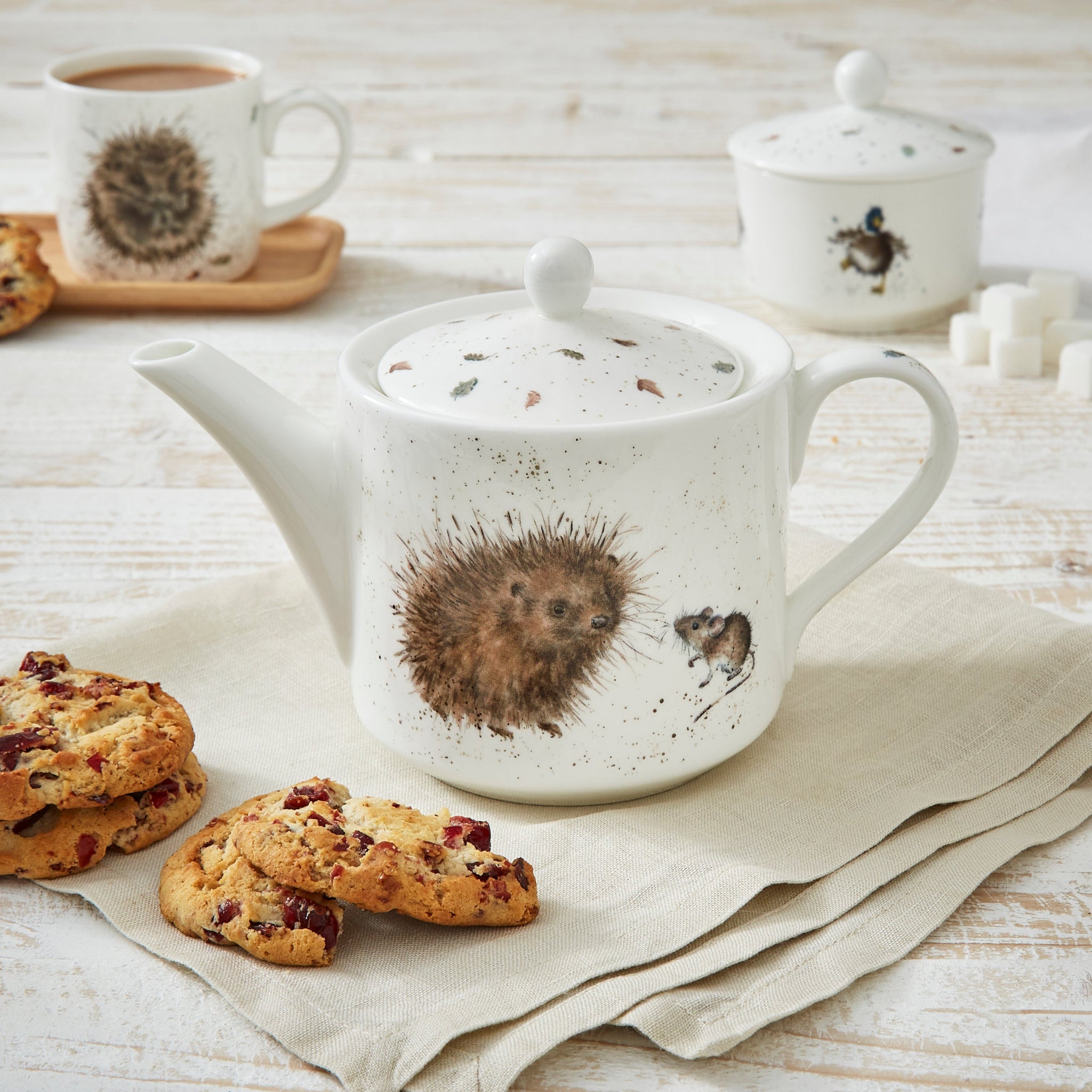 Wrendale Hedgehog & Mice Teapot Sterling Home 3