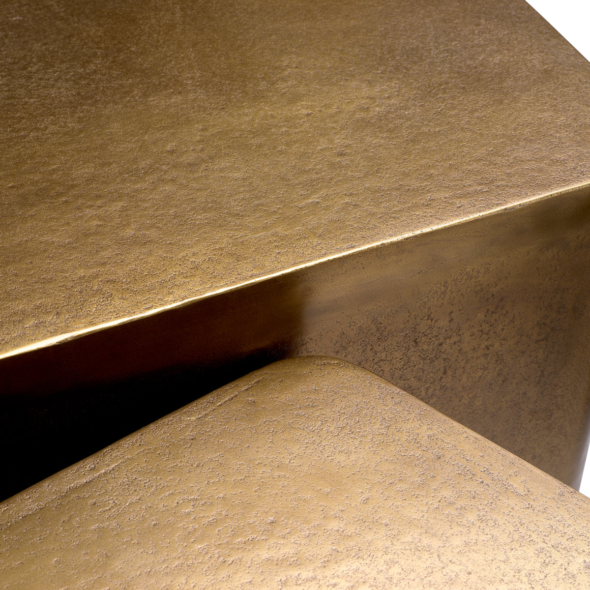 Eichholtz Veenazza Coffee Table Set Of 3 Vintage Brass Finish - Coffee Table Set of 3 Vintage Brass Finish Side Tables Sterling Home 7