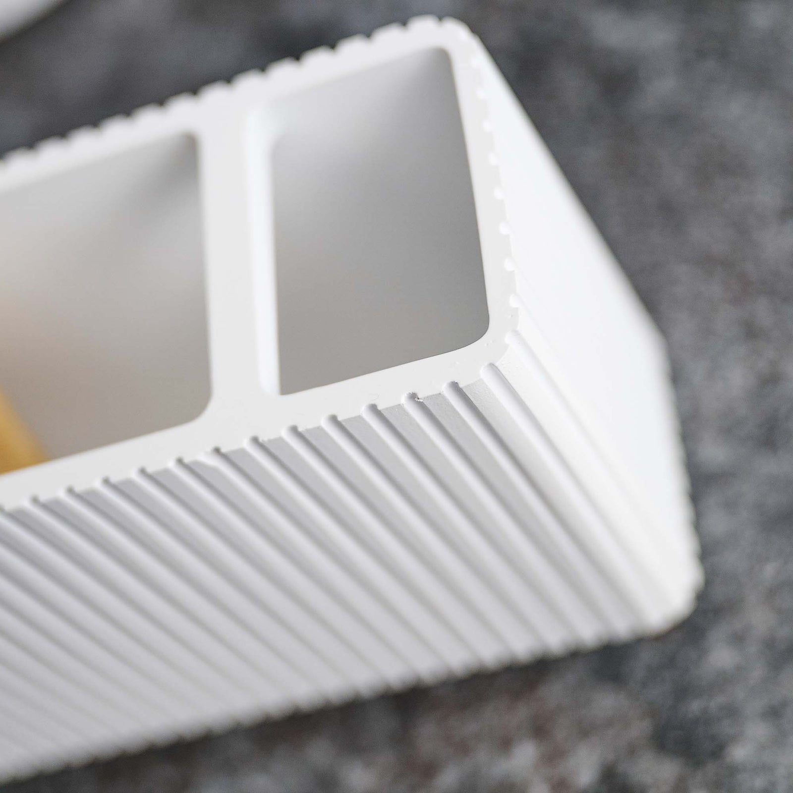 Berkeley White Toothbrush Tidy - Berkeley Toothbrush Tidy White Accessories Sterling Home 4