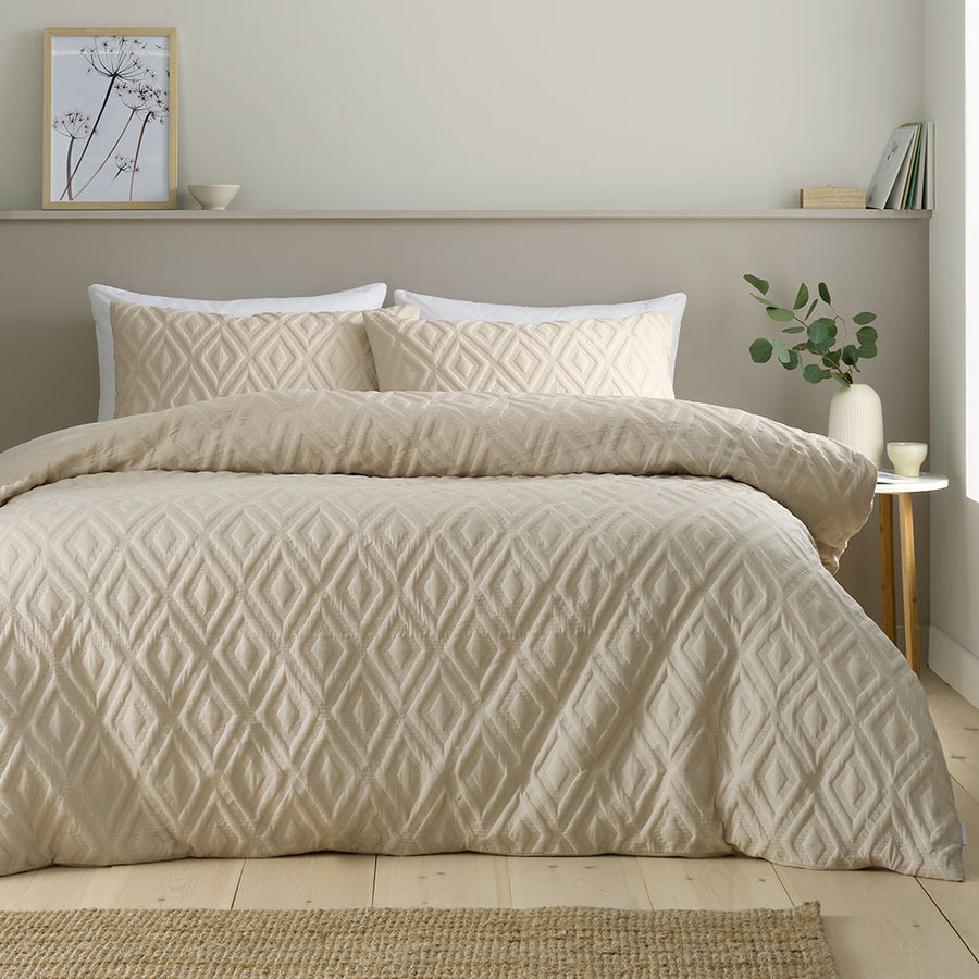 Catherine Lansfield Jacob Geo Cream Duvet Cover Set - Jacob Geo Natural King Duvet Set - King Sterling Home 1