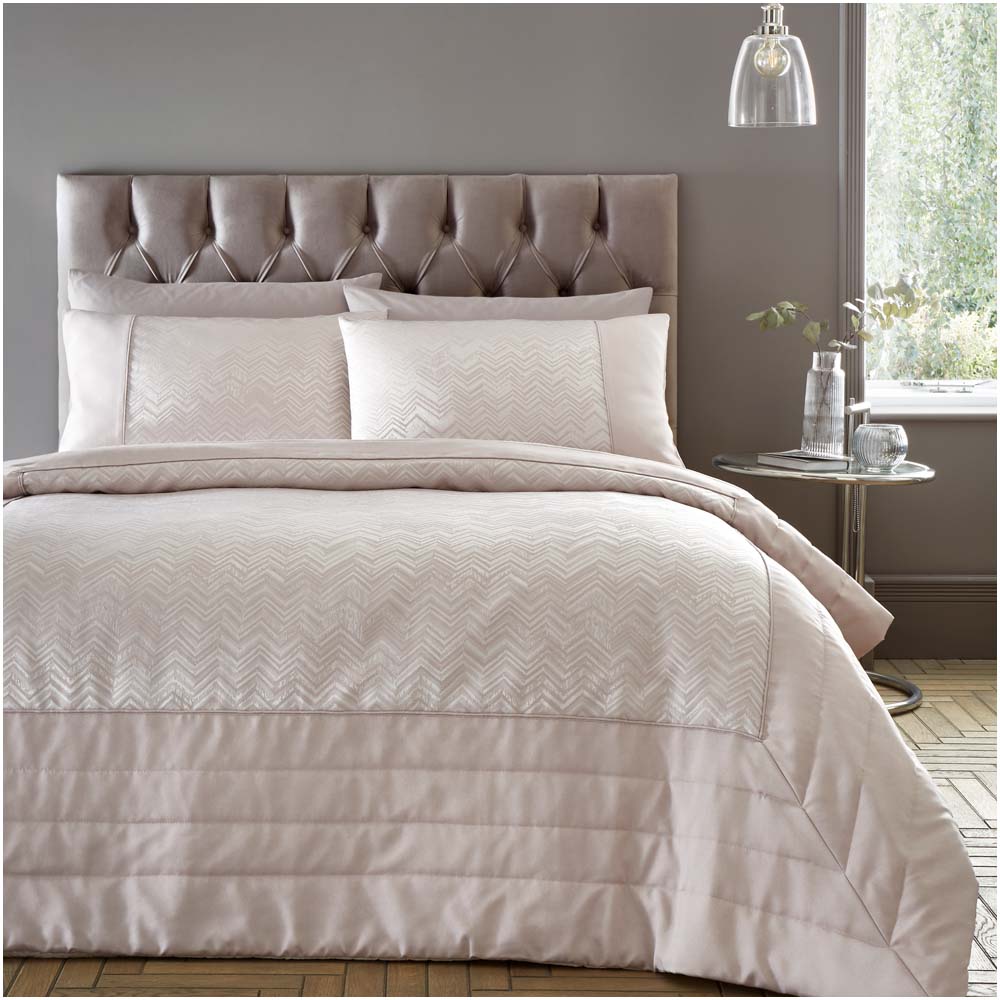 Antibes Pink Duvet Cover Set - DISC Antibes Duvet Set Pink Double Accessories Sterling Home 1