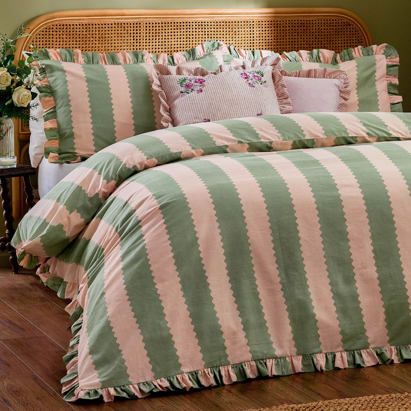 Birdie Stripe Ruffle Pink And Green Duvet Cover Set - SALE Birdie Stripe Ruffle Double Duvetset Pink/Green Sterling Home 3