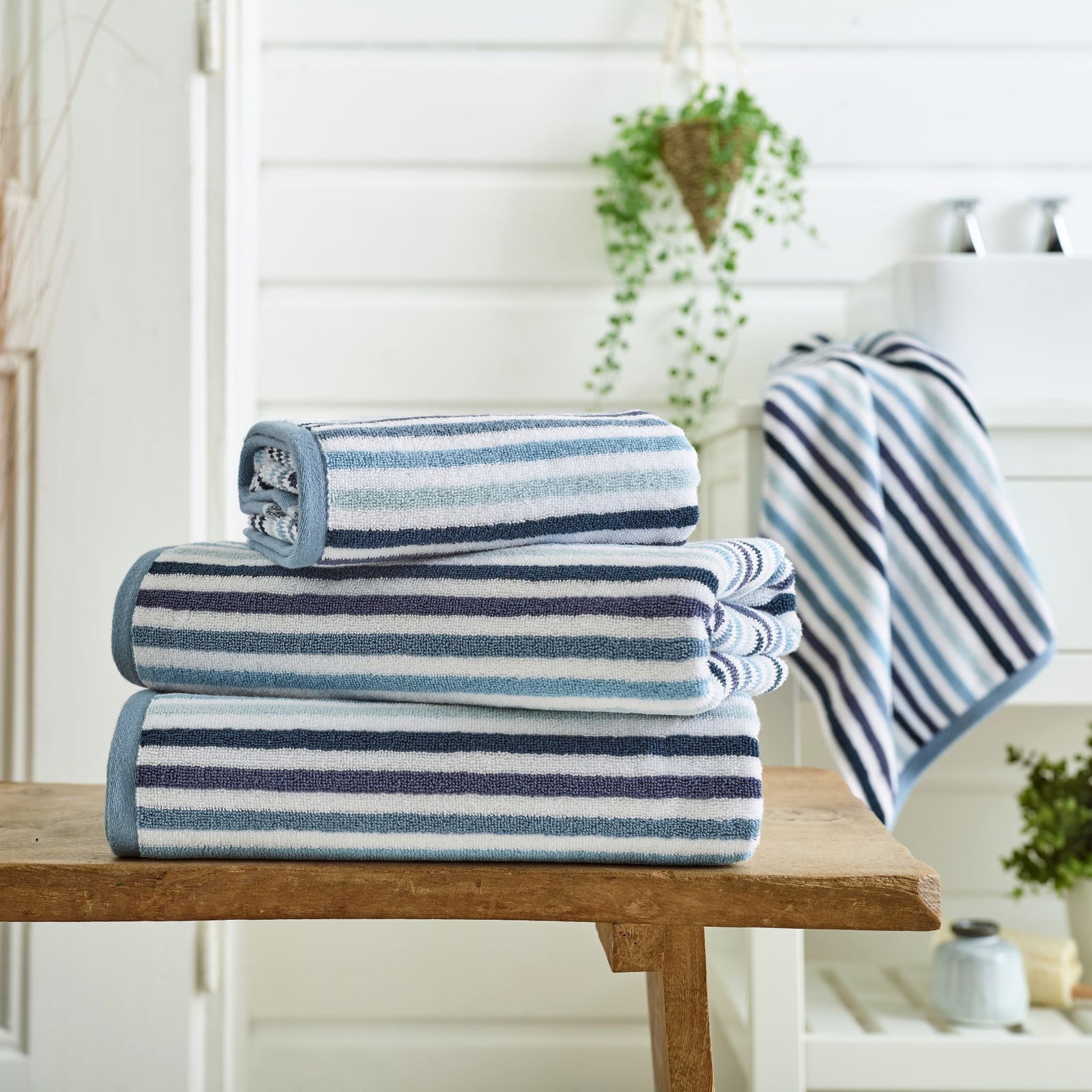Bliss Linear Stripe Towel Blue - Bliss Linear Stripe Bath Towel Blue Sterling Home 1