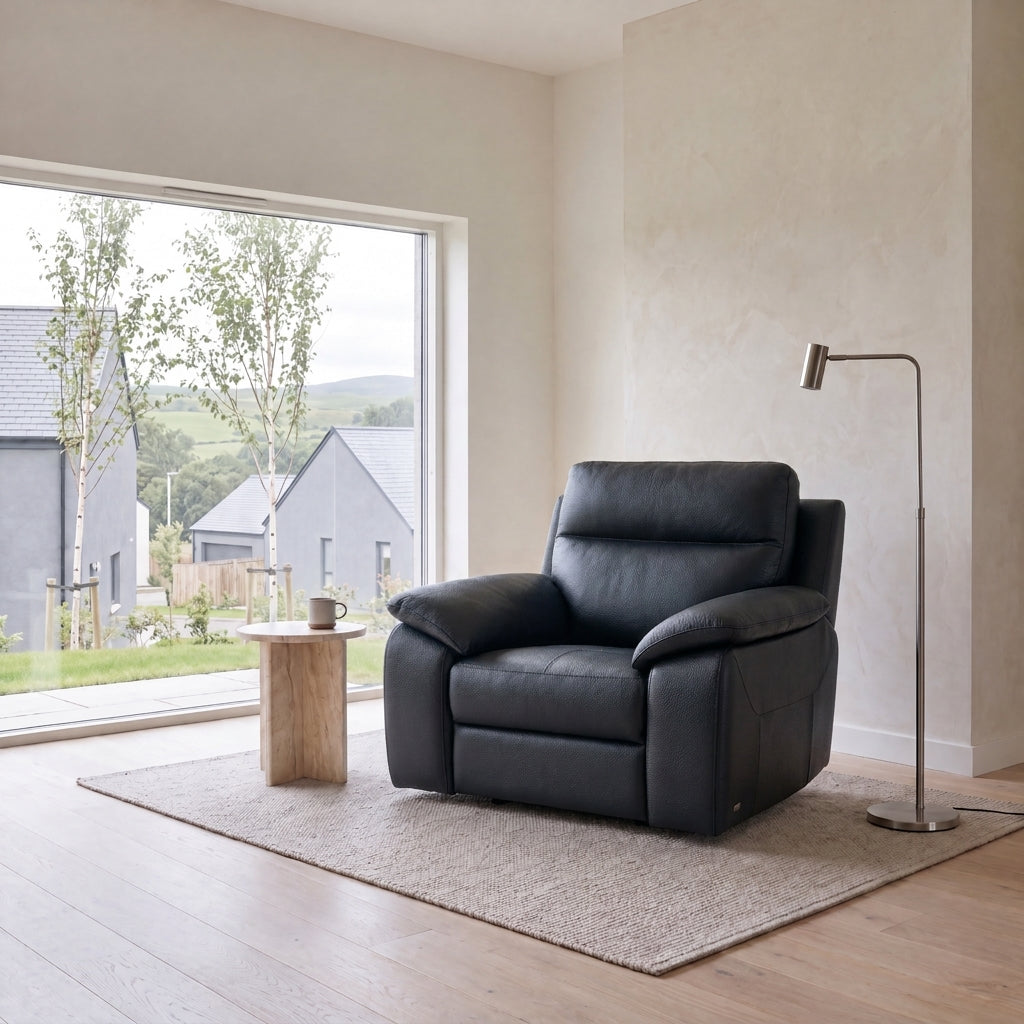 Nicoletti Vivaldi Armchair - Chair CK Botero — Botero 2154 Nero, gallery image 1