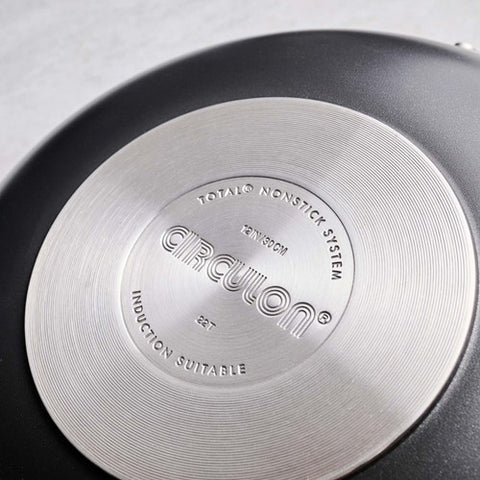 Circulon non-stick frying pan with brand logo on a gray background