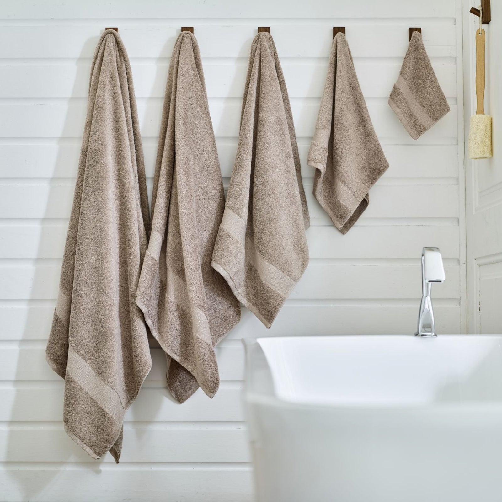 Egyptian Embrace Towel Brown - Egyptian Embrace Bath Sheet Mushroom Sterling Home 2