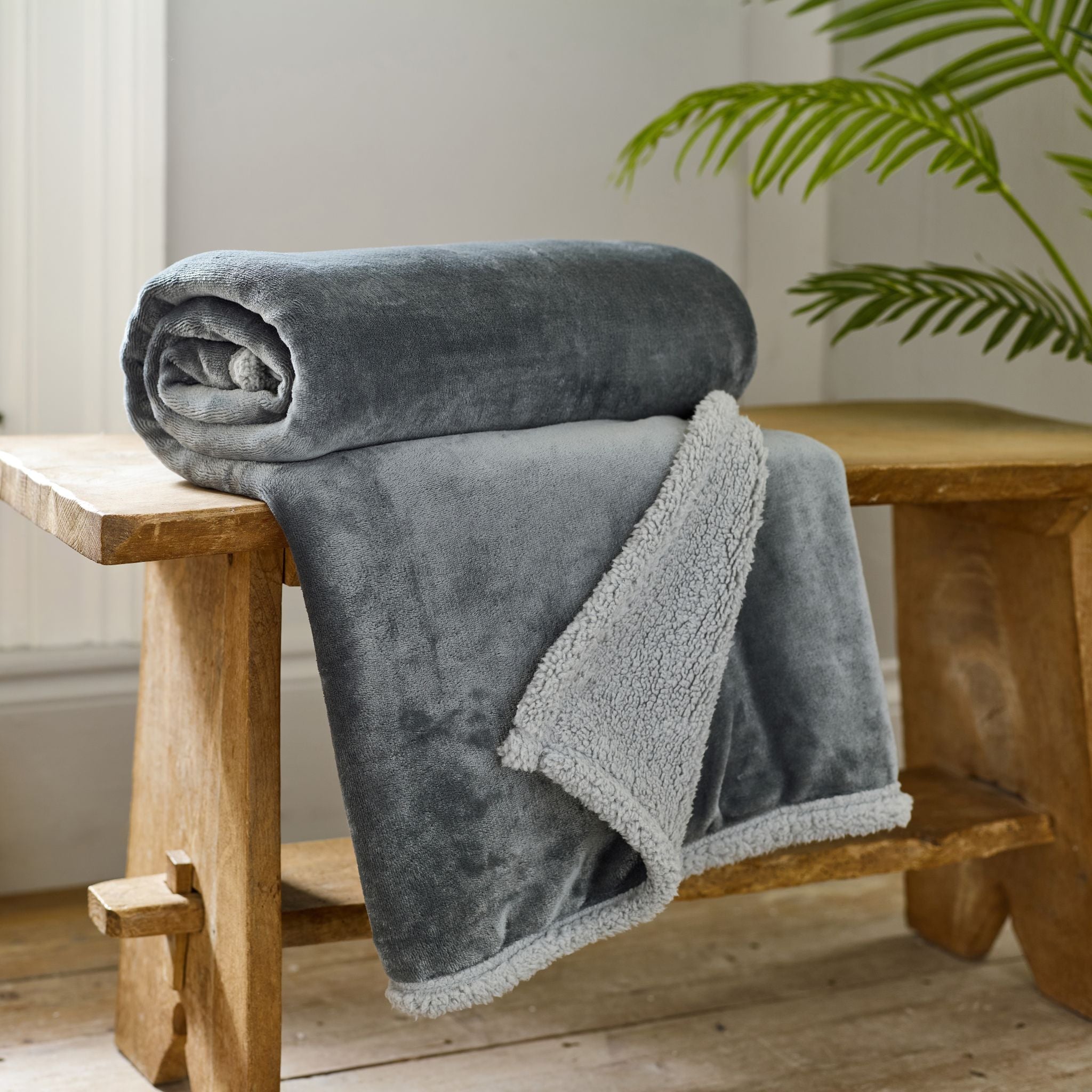 Hazelwood Sherpa Silver Throw - DISC Hazelwood Sherpa Throw Silver Sterling Home 1