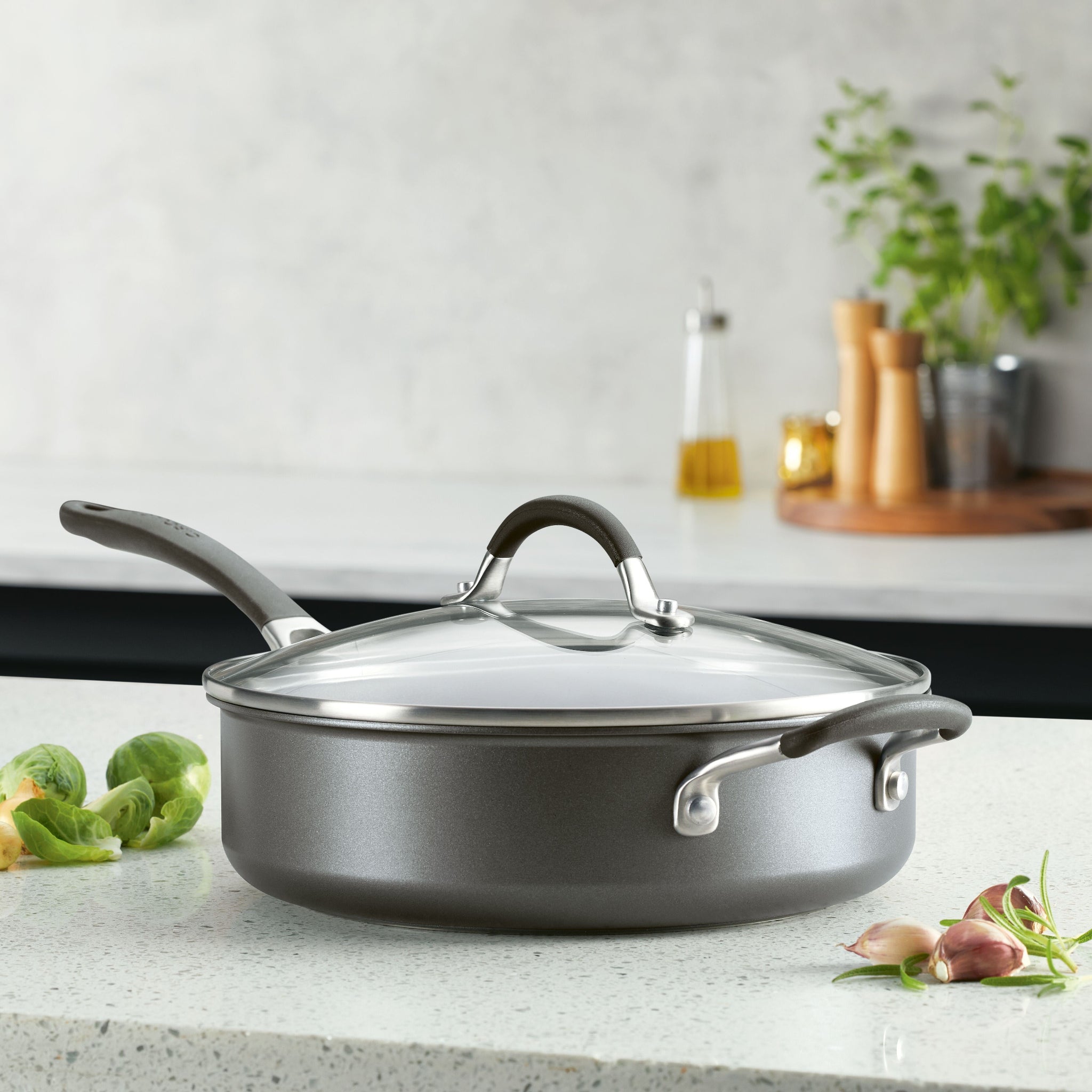 Circulon S Defense Saute 28CM 4.7L Sterling Home 2