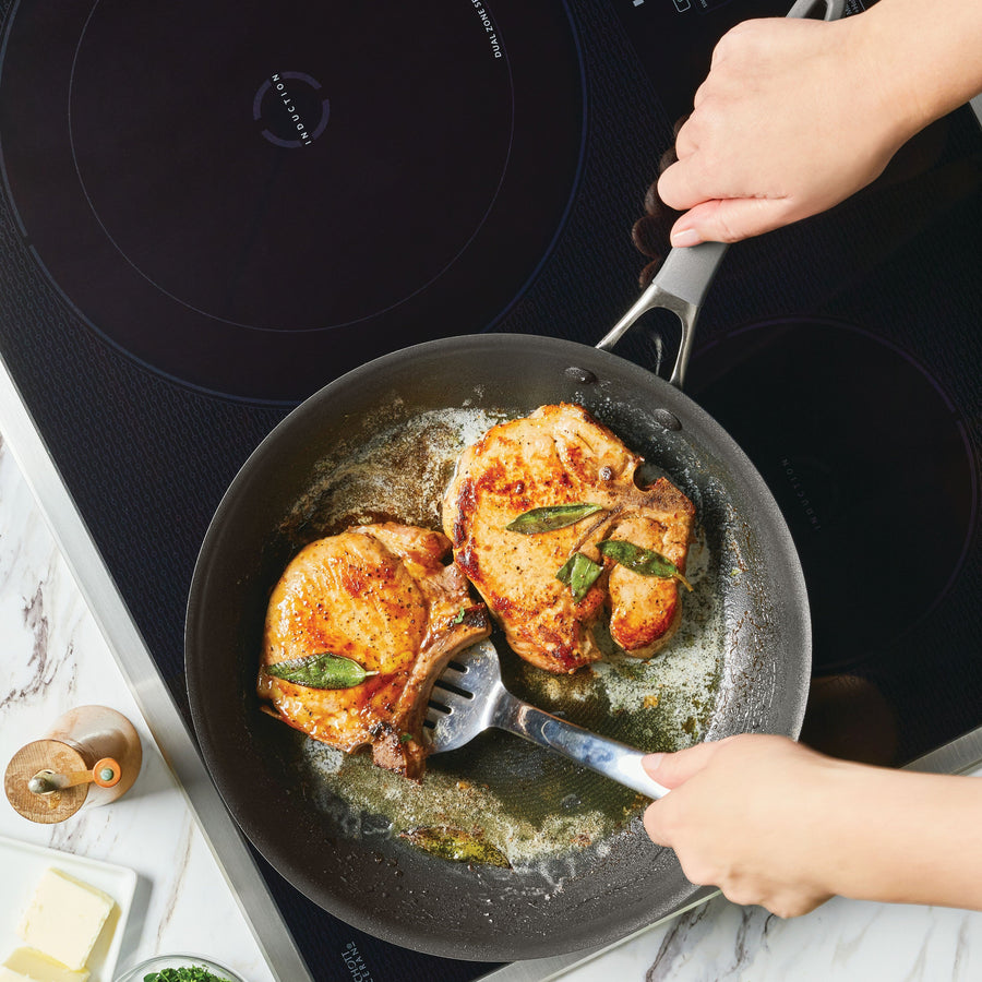 Circulon S Defense Skillet 30.4CM Sterling Home 1