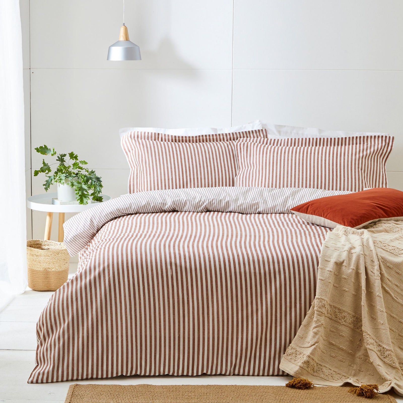Hebden Brown Duvet Cover Set - Hebden Super King Size Duvet Set Pecan Sterling Home 1