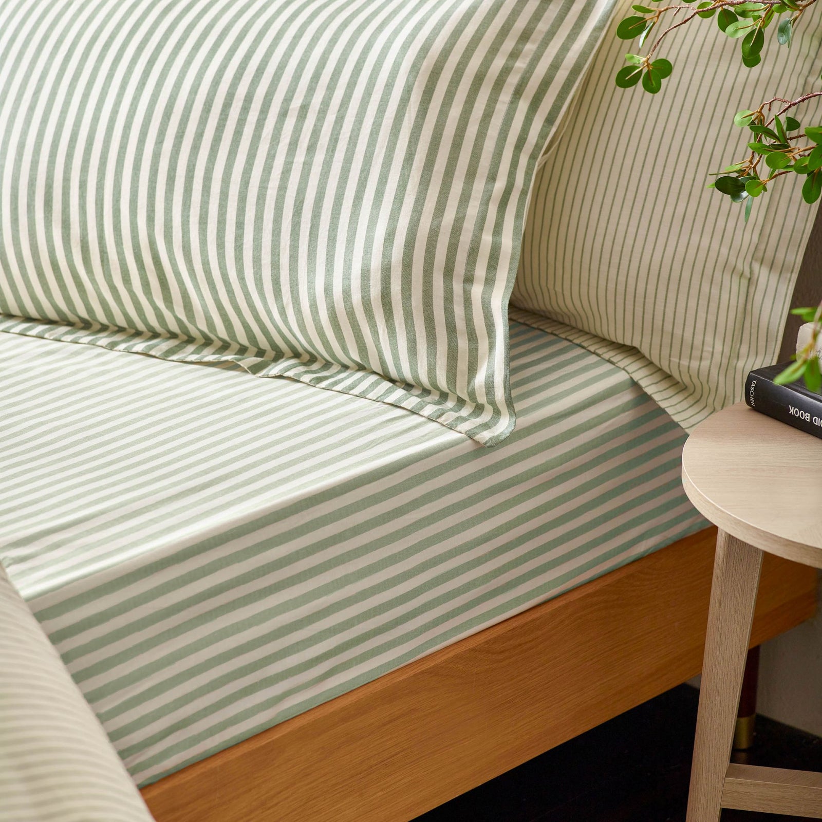 Hebden/Barton Green Fitted Bed Sheet - Hebden/Barton Super King Fitted Sheet Forest Sterling Home 1