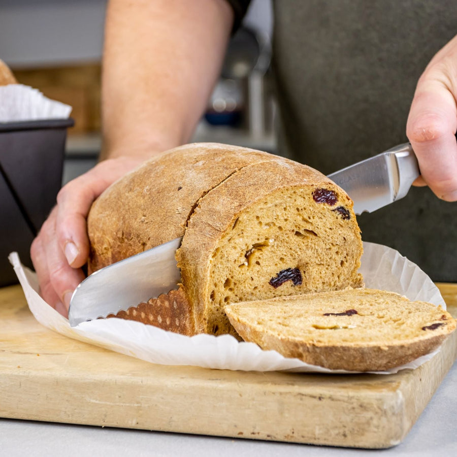 KitchenCraft Loaf Tin Liners - KC Loaf Tin Liners Large 40Pck Sterling Home 1