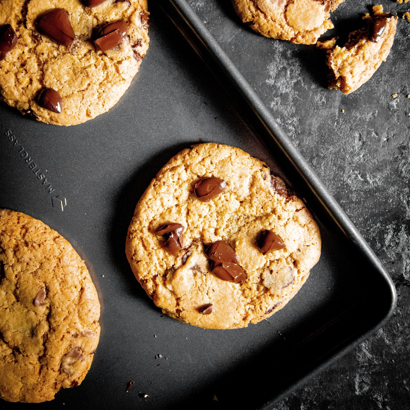 MasterClass Non-Stick Baking Tray 35X25CM - MasterClass Non-Stick Baking Tray 35X25CM Sterling Home 2