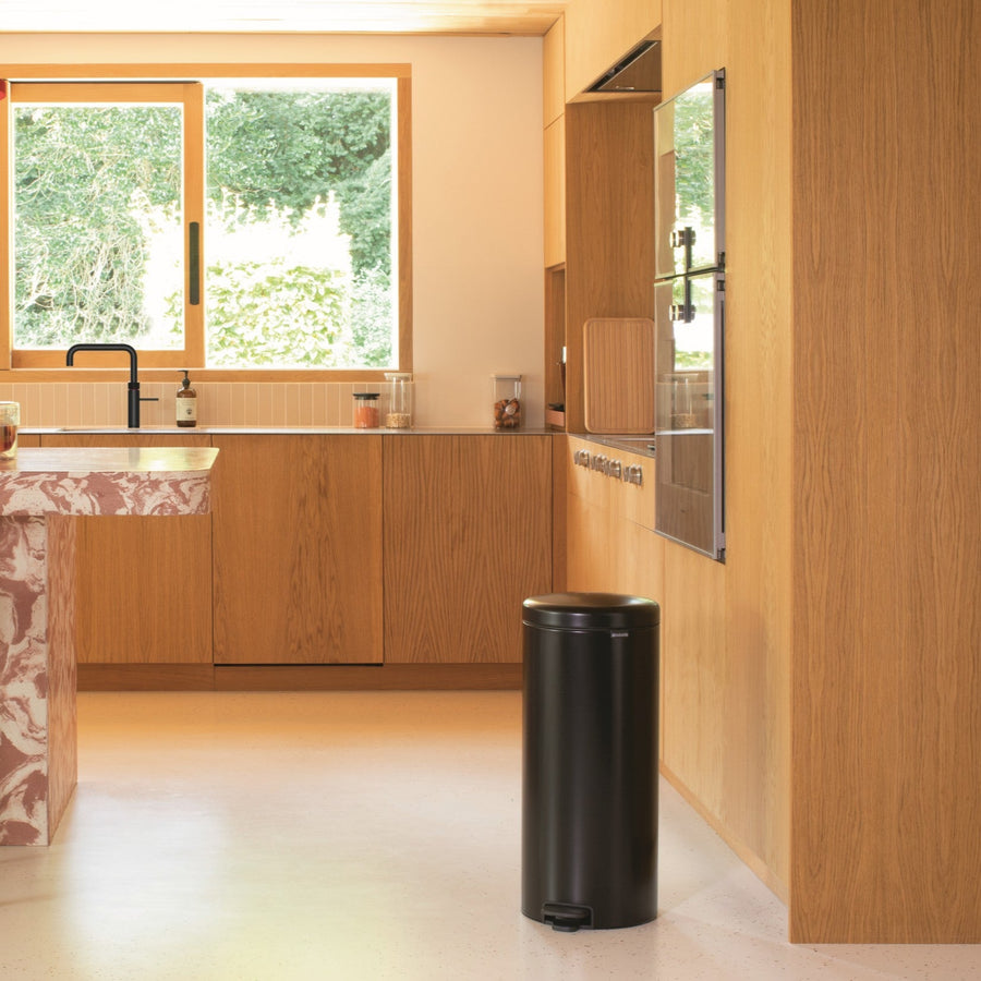 Newicon Pedal Bin Matt Black 30L Sterling Home 2