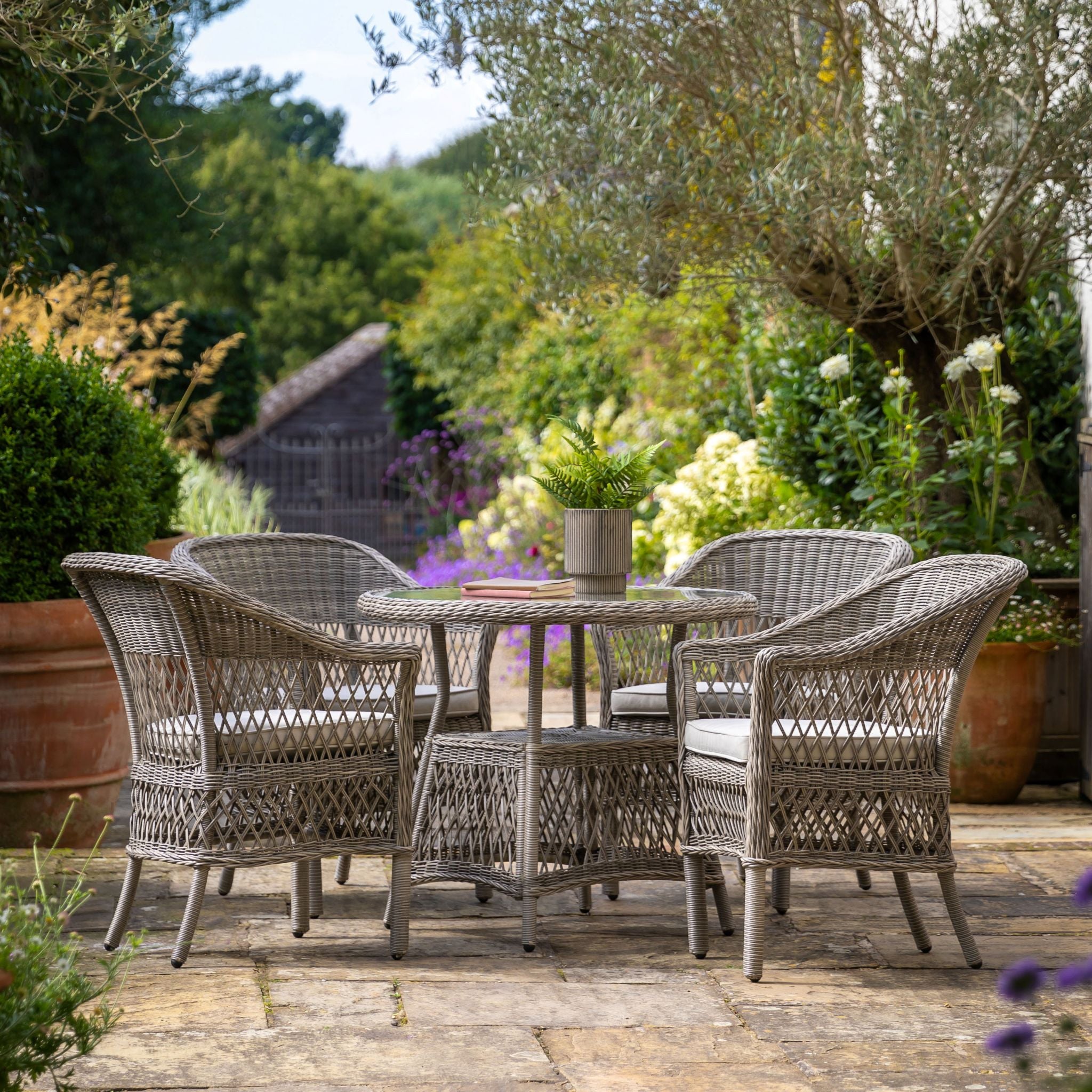 Menton 4 Seater Round Dining Set Dining Sets Sterling Home 1