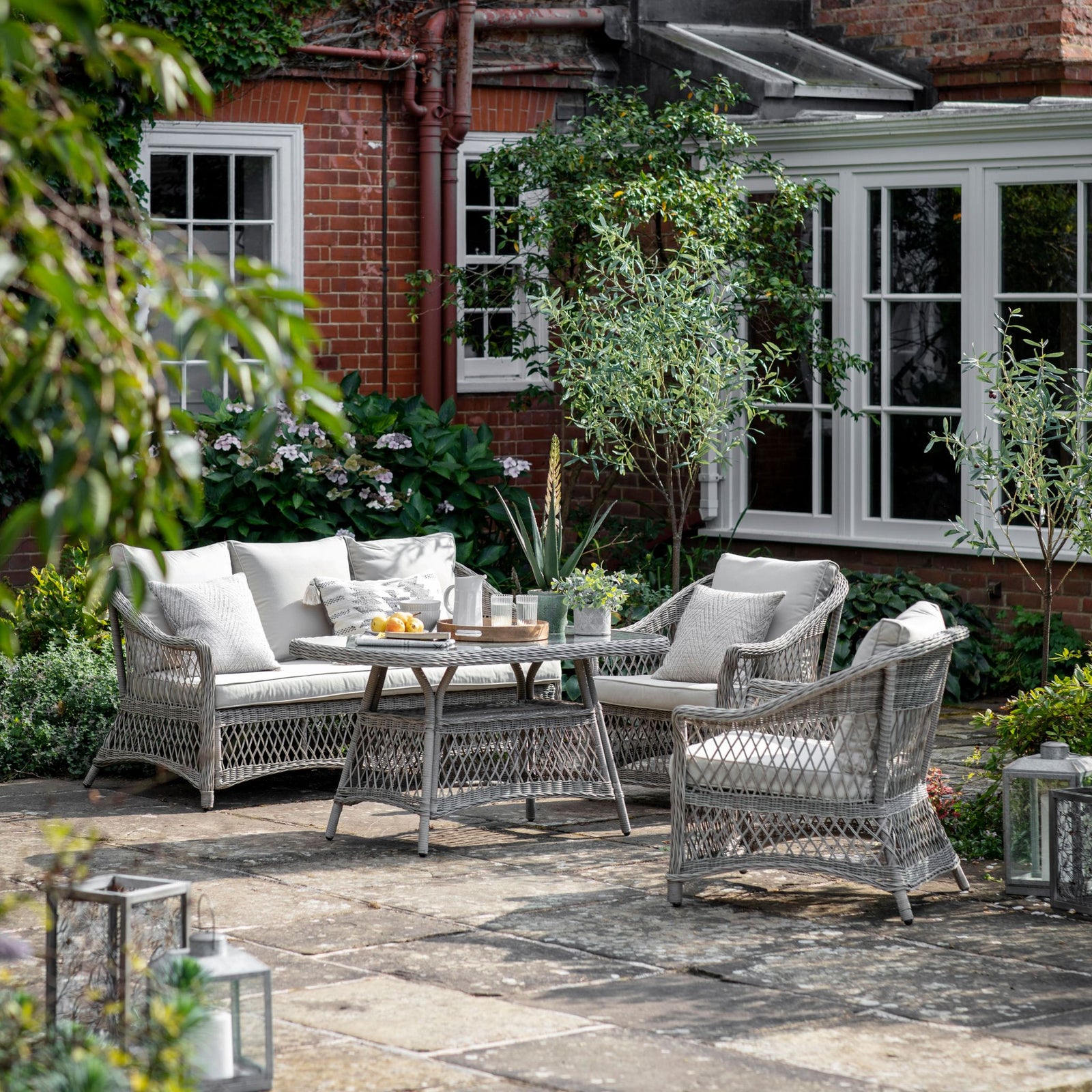 Menton Country Sofa Dining/Tea Set Stone Dining Sets Sterling Home 1