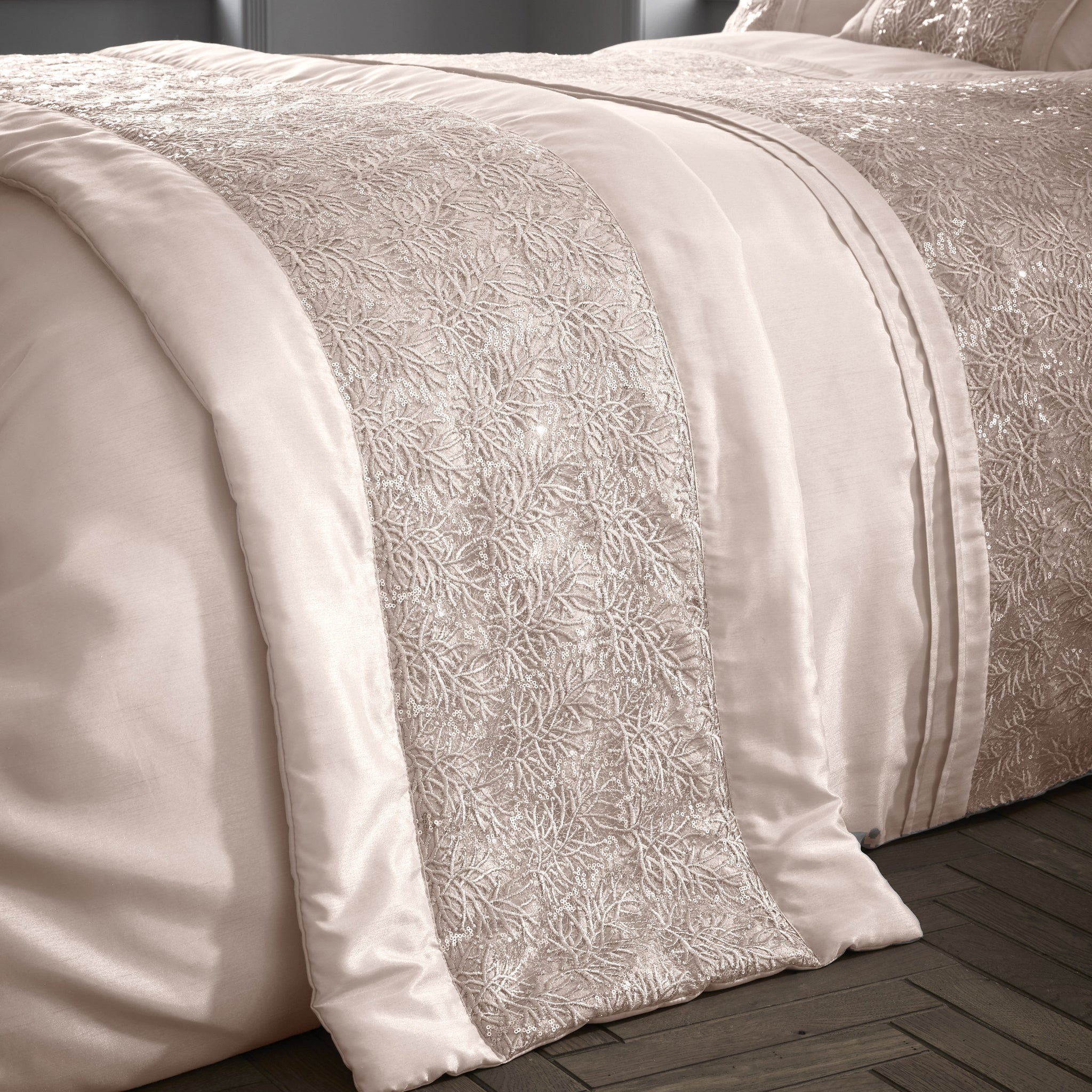 Rouen Pink Runner - Rouen Runner Blush Sterling Home 1