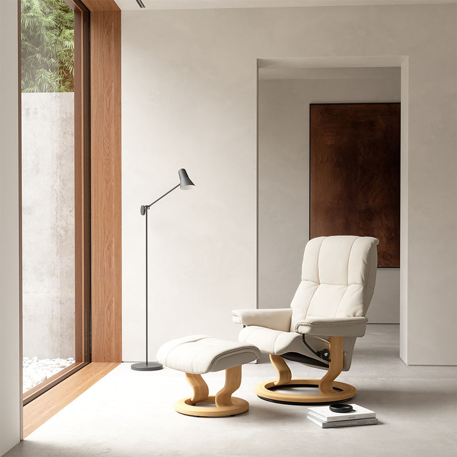 Stressless Mayfair Chair + Stool Classic Base - Chair + Stool Classic Base Noblesse - Manual Recliner - Small Sterling Home 2