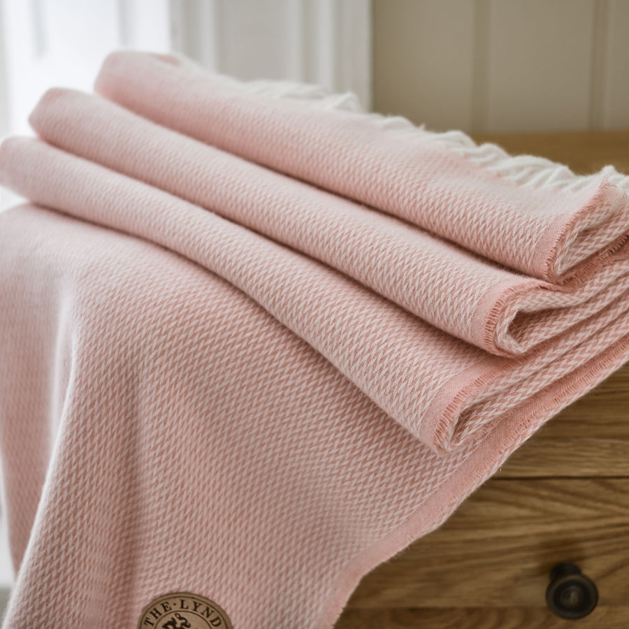 Arcadia Throw Pink - Arcadia Throw 130x170CM Rose Sterling Home 2