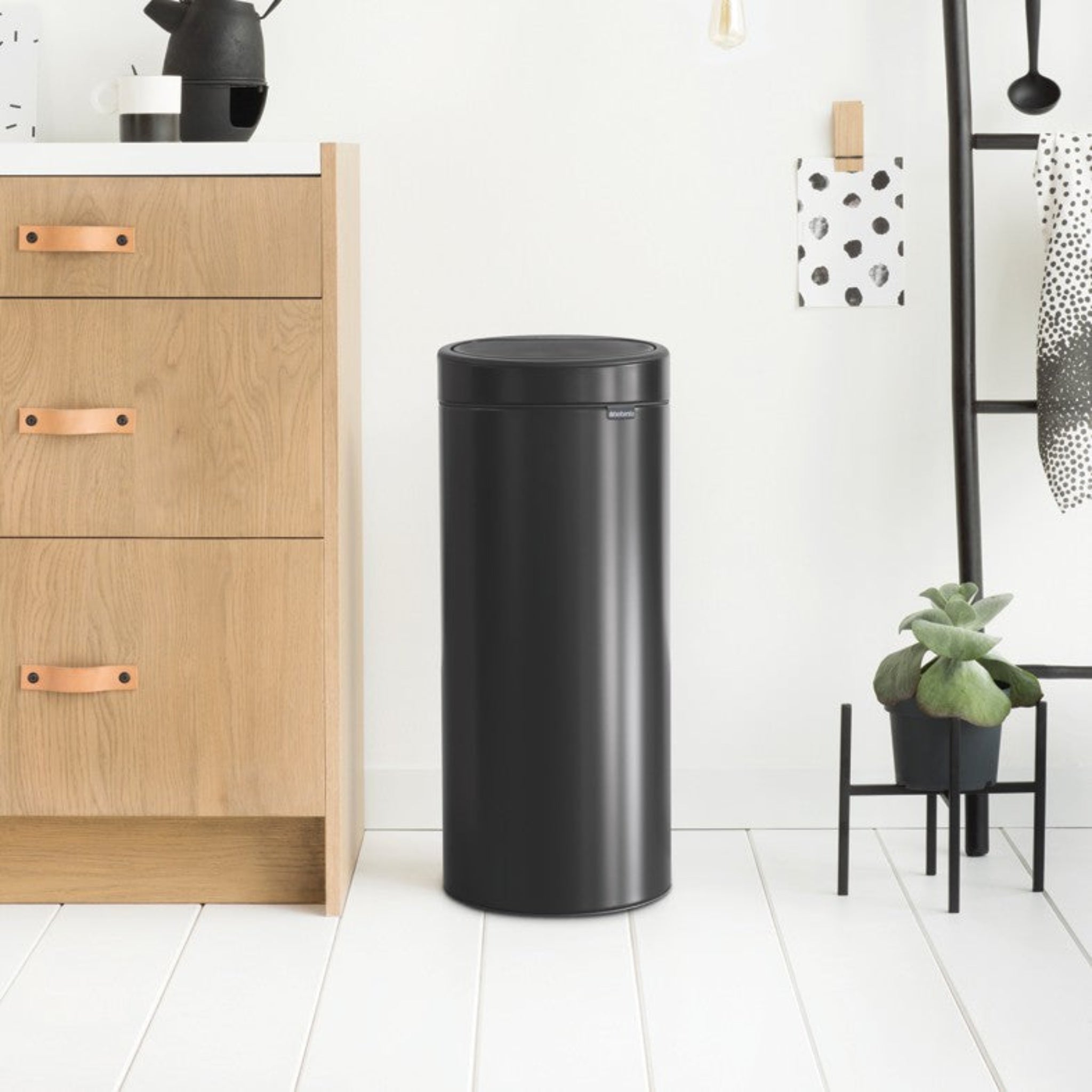 New Touch Bin Matt Black 30L Sterling Home 2