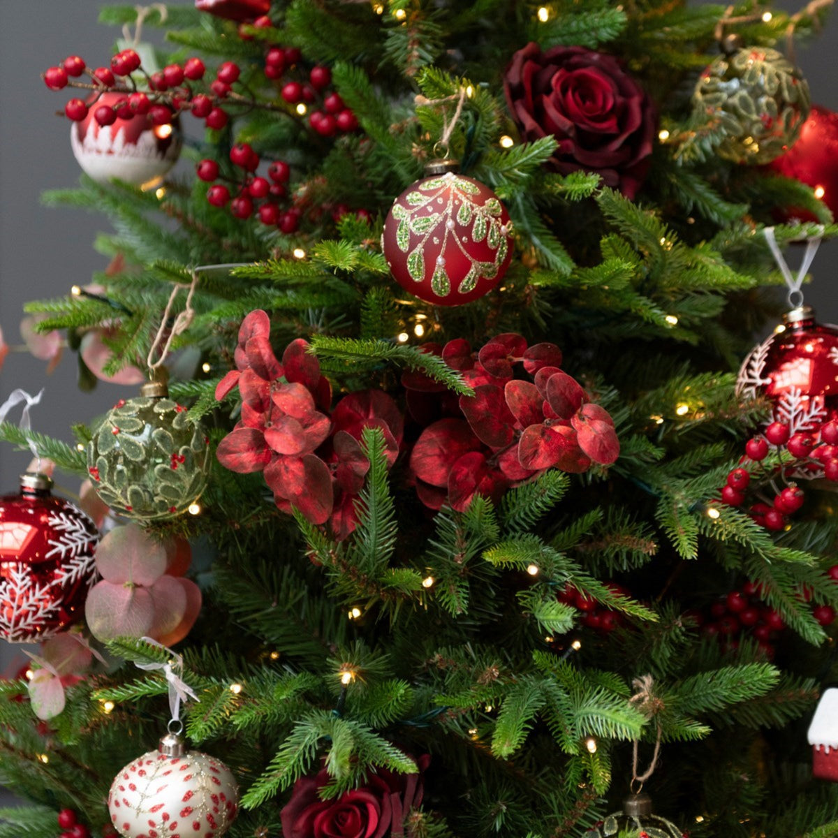 Yuletide Eucalyptus Spray 91CM - Yuletide Eucalyptus Spray 91CM Sterling Home 3