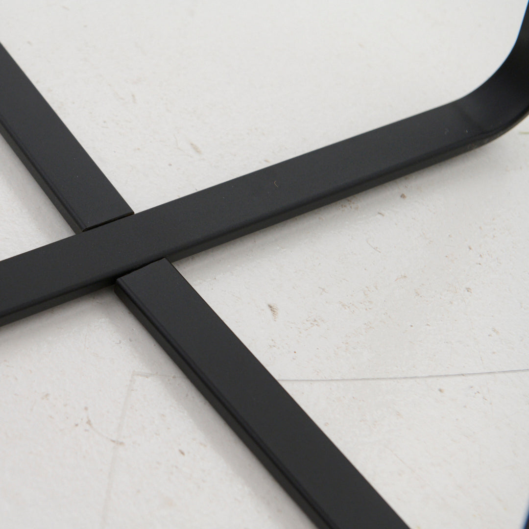 Akida Round Side Table - Round Wine Table Faux Concrete / Black Powder Tables Sterling Home 6