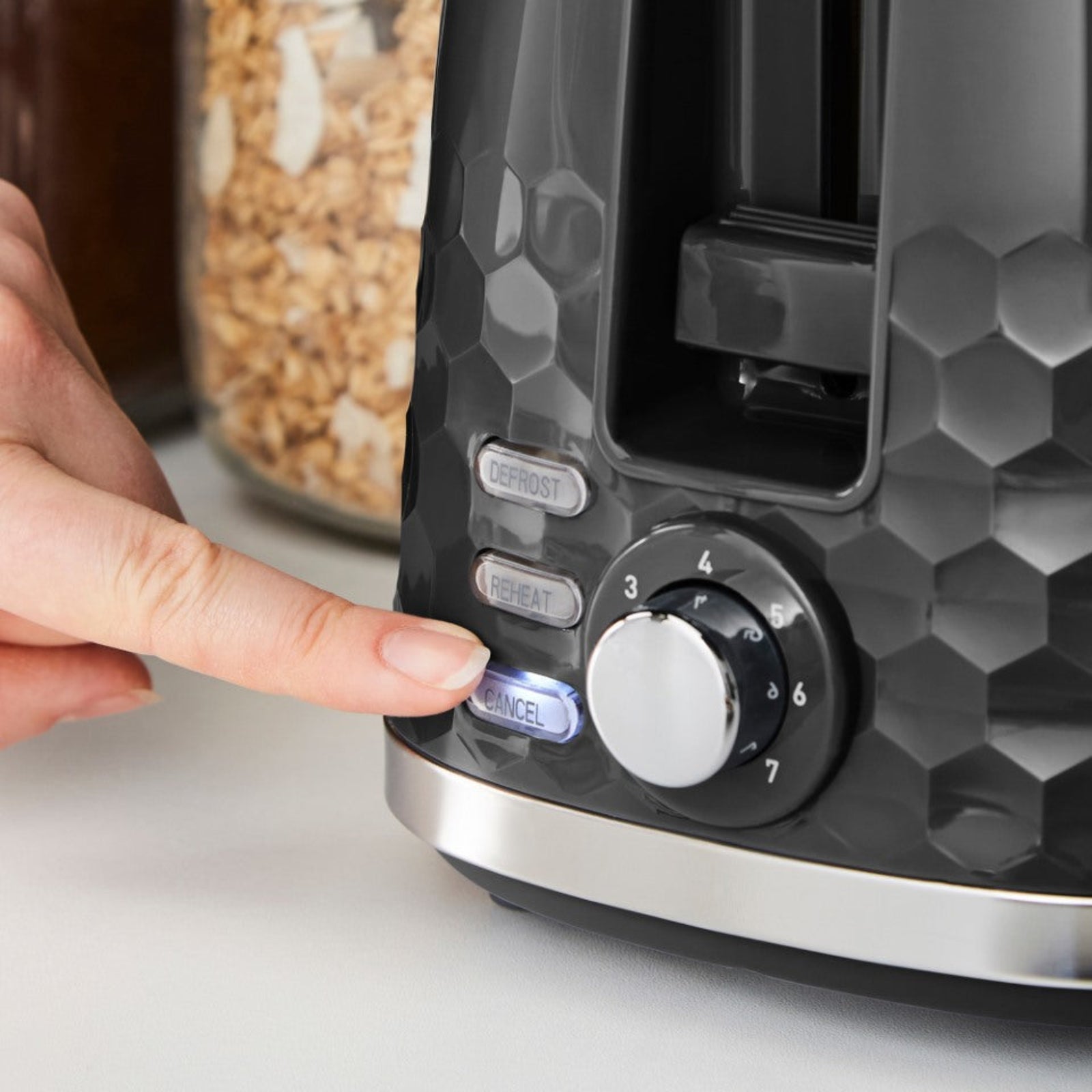 Hive Black 2 Slice Toaster Sterling Home 3